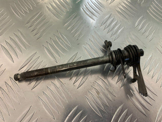 YAMAHA XT250 XT 250 GEAR SHAFT  YEAR 1980-1982  (STOCK 944)