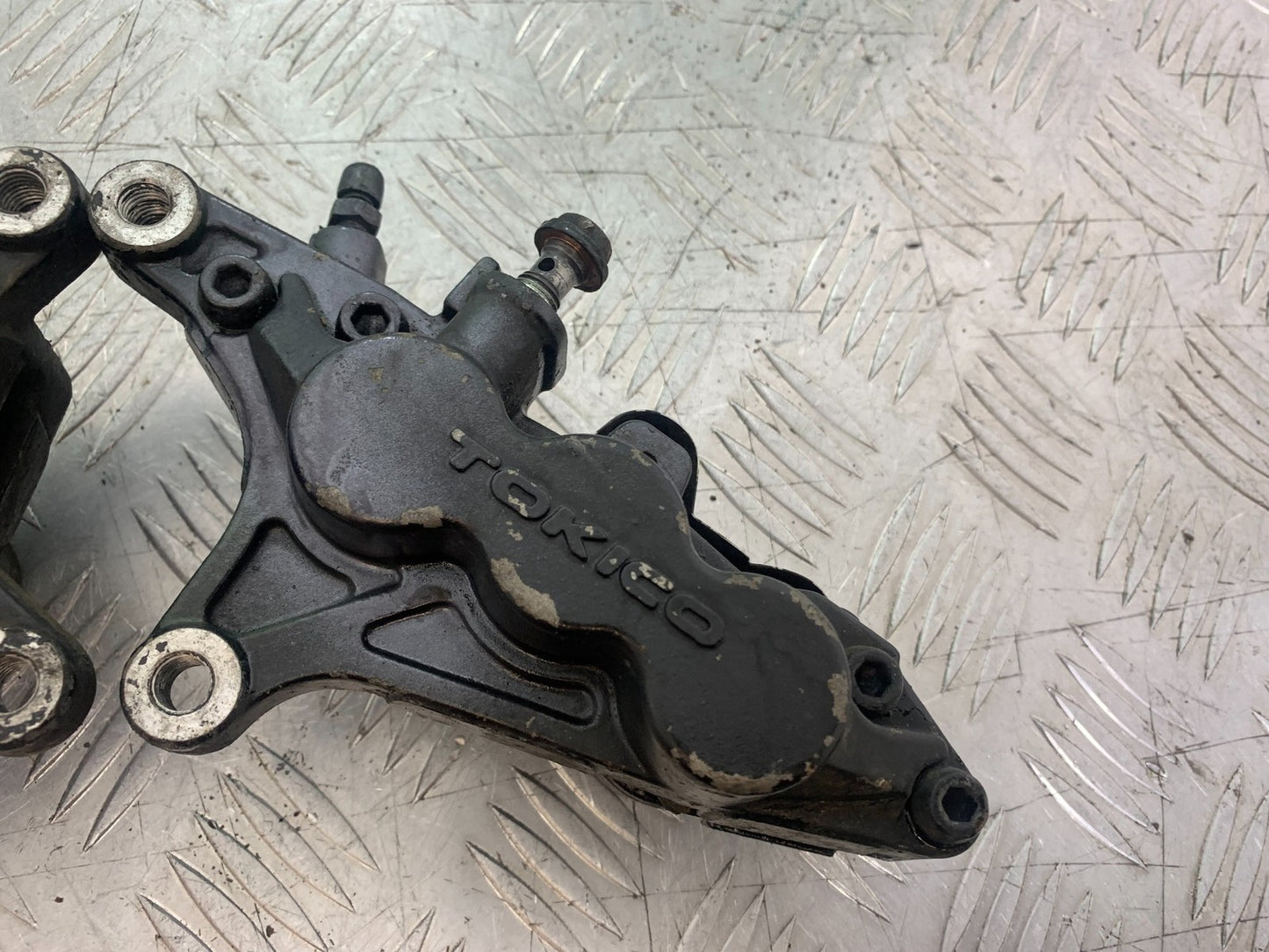 KAWASAKI ZX9R ZX9 C FRONT BRAKE CALIPERS   YEAR 1998-99 (CMB1213)