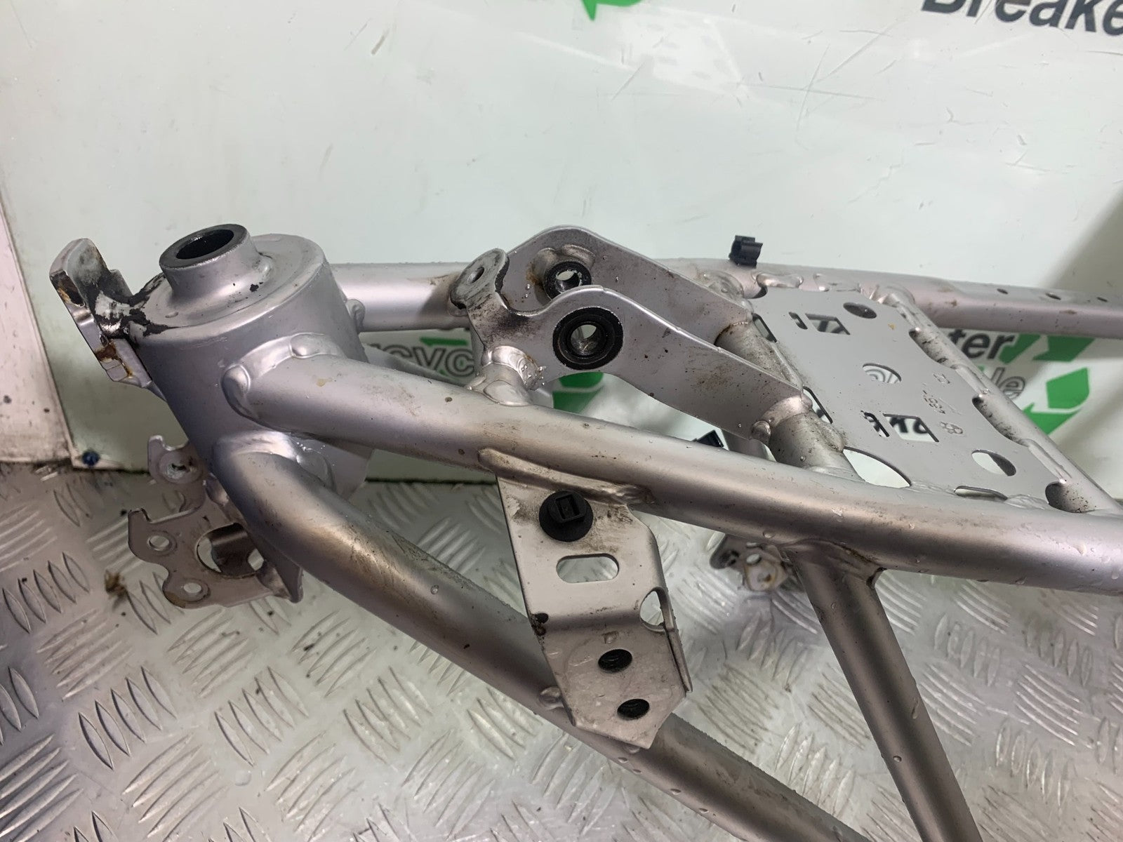 BMW R1200 R 1200 GS FRAME REG LOG BOOK YEAR 2013-2016 (CMB1257)