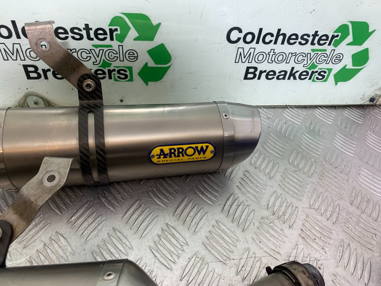 TRIUMPH 675 STREET TRIPLE R ARROW SILENCERS  YEAR 2012 (CMB1221)