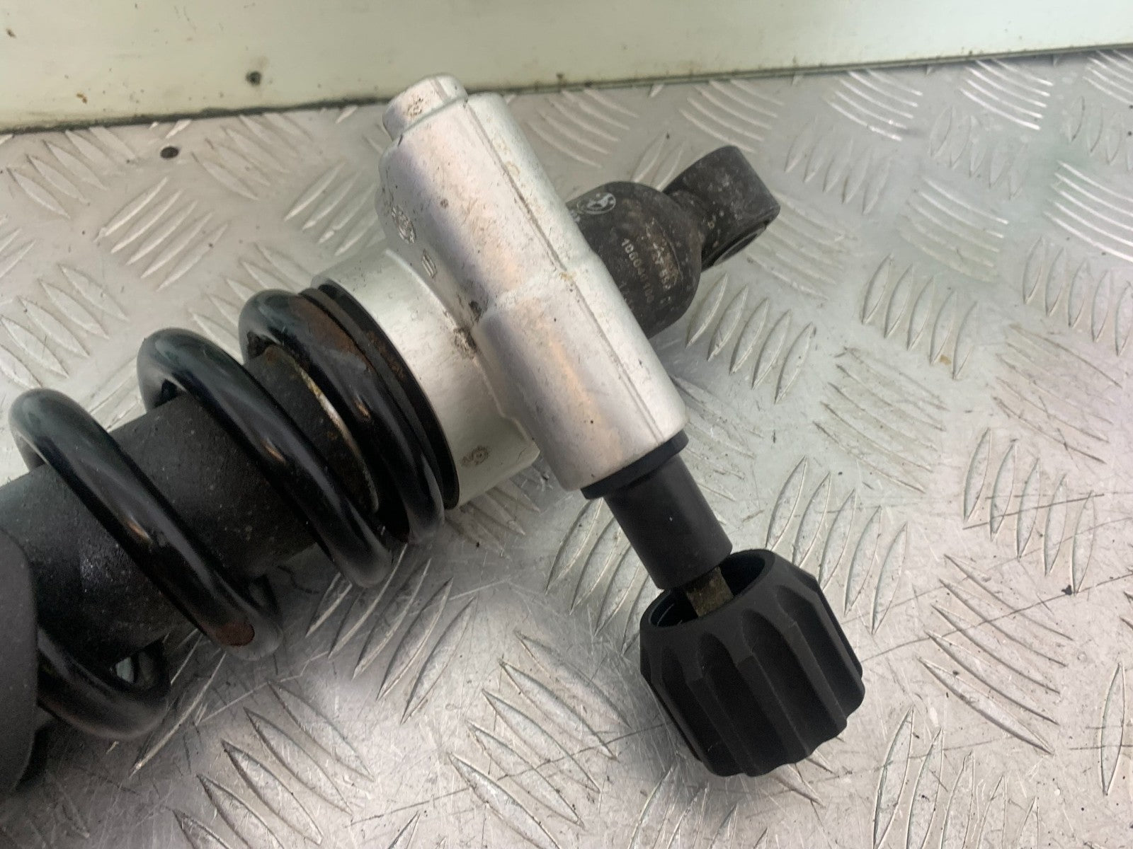 BMW R1200 R 1200 GS REAR SHOCK  YEAR 2013-2016 (CMB1257)