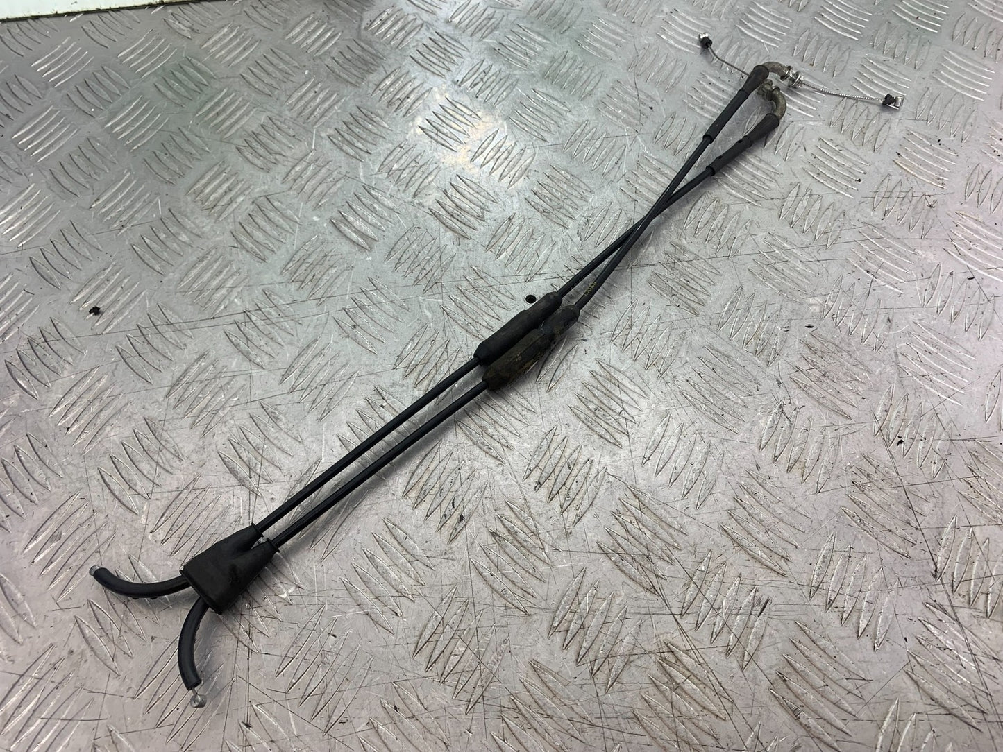 DUCATI 1198 S THROTTLE CABLES   YEAR 2009-2011 (CMB1219)