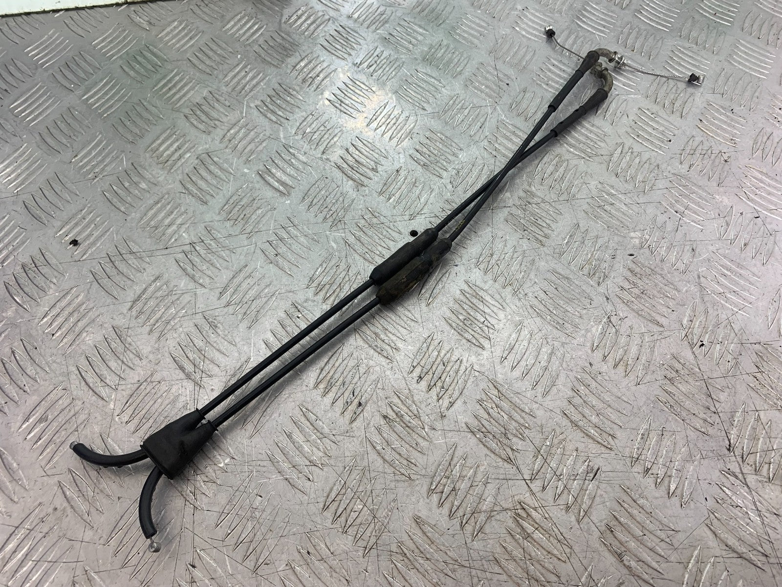 DUCATI 1198 S THROTTLE CABLES   YEAR 2009-2011 (CMB1219)