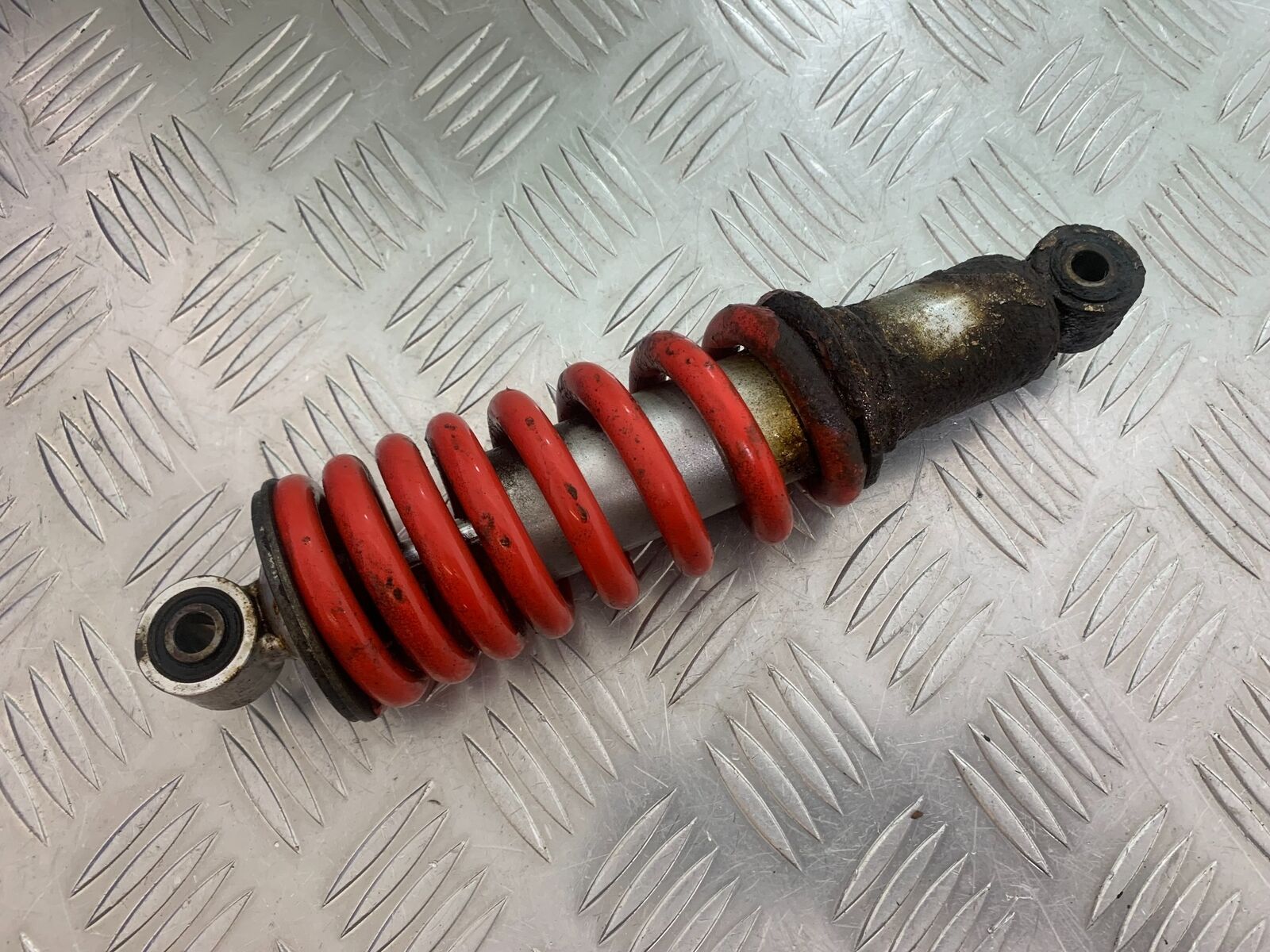 HONDA CBR125 CBR 125 REAR SHOCK YEAR 2004-06  (CMB1040)