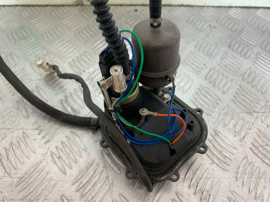 APRILIA RSV1000 RSV 1000 MILLE PETROL PUMP  1998- 2003 (CMB1184)