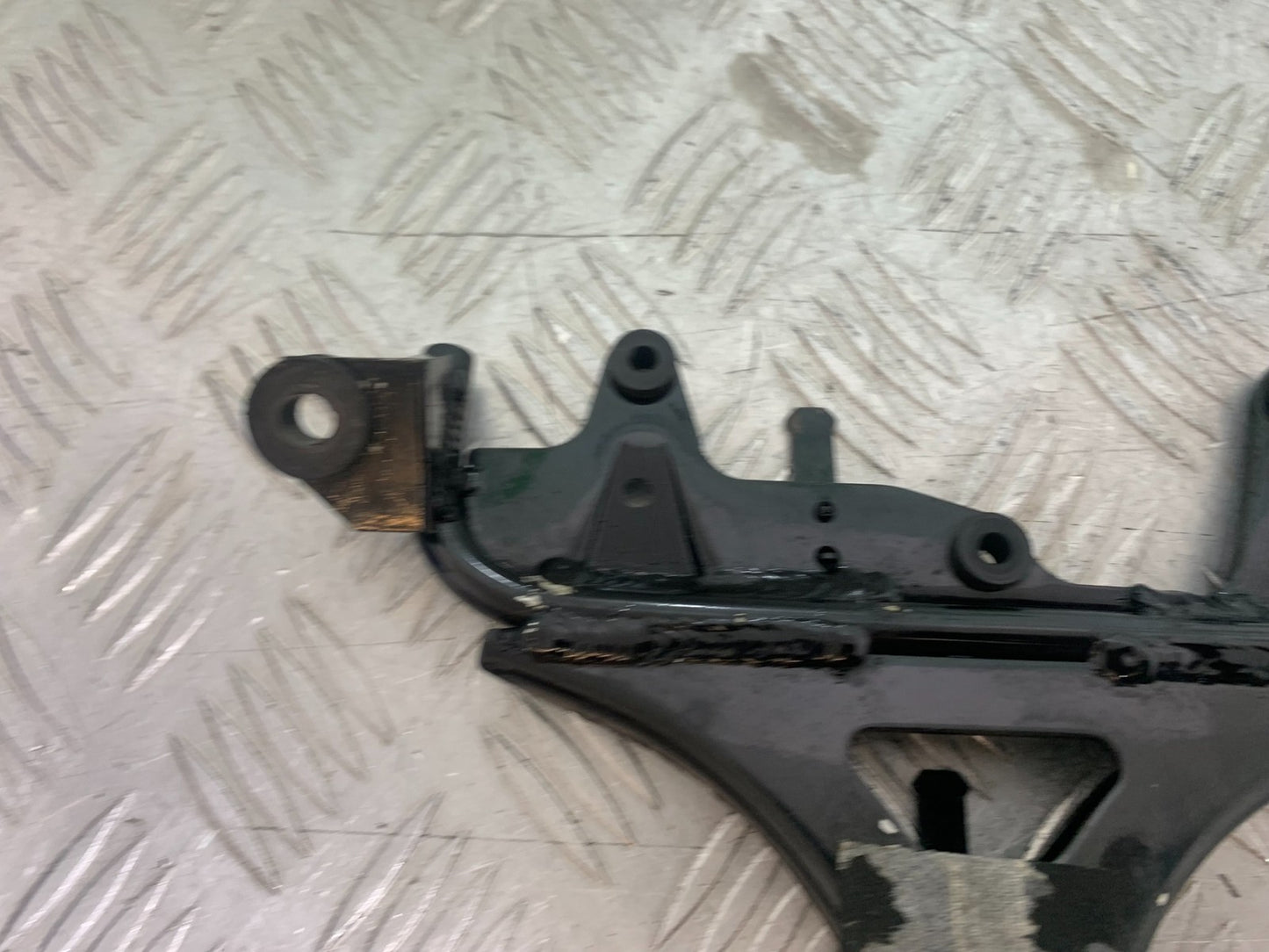 KAWASAKI ZX9R ZX9 E1 FAIRING BRACKET   YEAR 2000-01 (CMB1171)