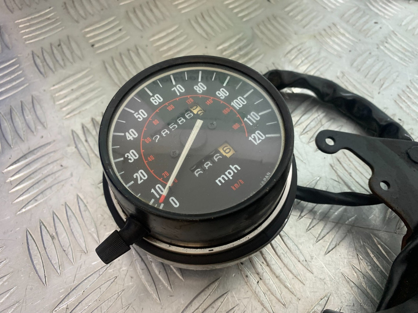 HONDA GL500 GL 500 SILVERWING CLOCKS  YEAR 1981-82  (CMB1168)