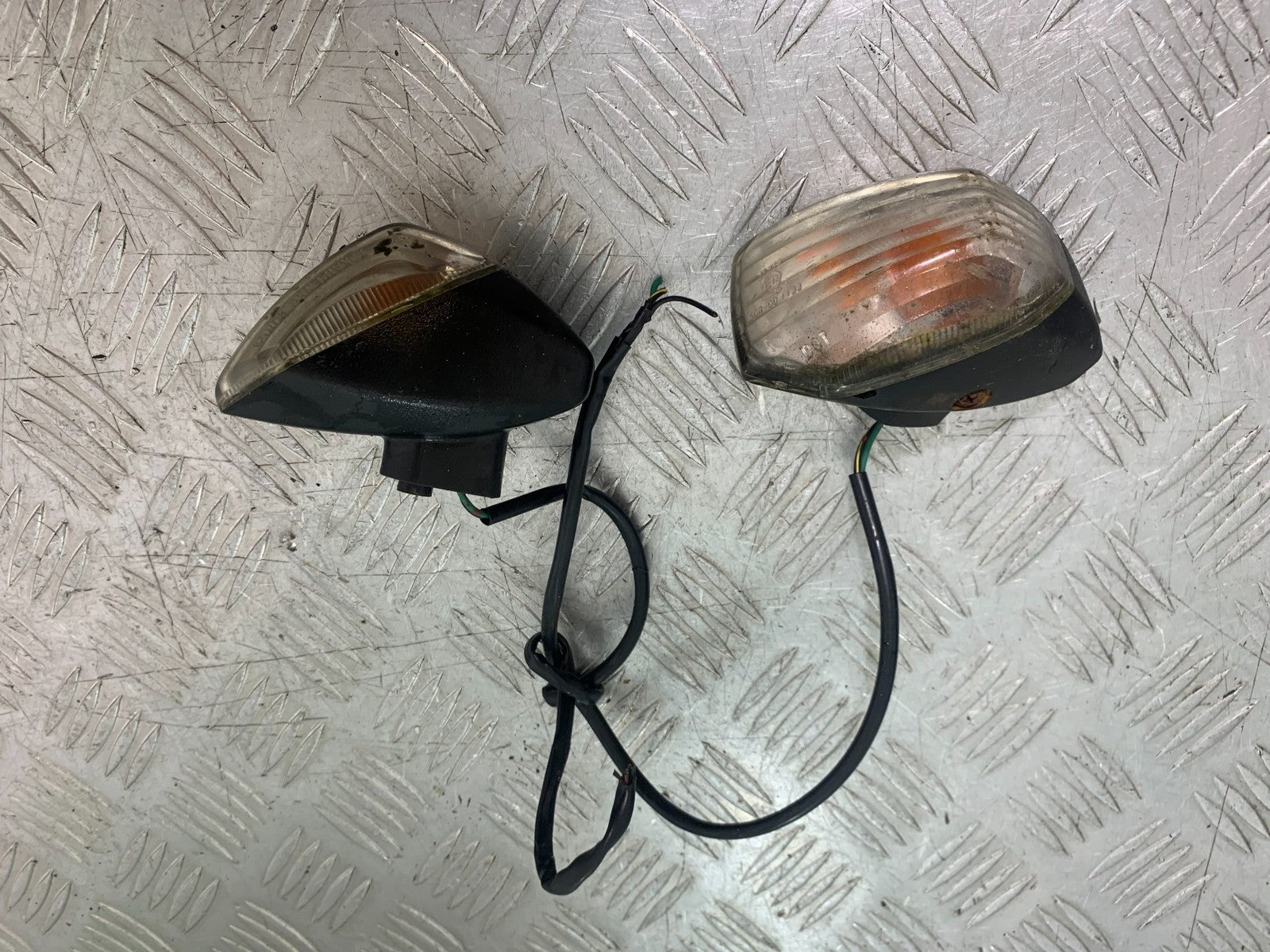 KAWASAKI ER6 F ER6F REAR INDICATORS   YEAR 2005-2008 (CMB1277)