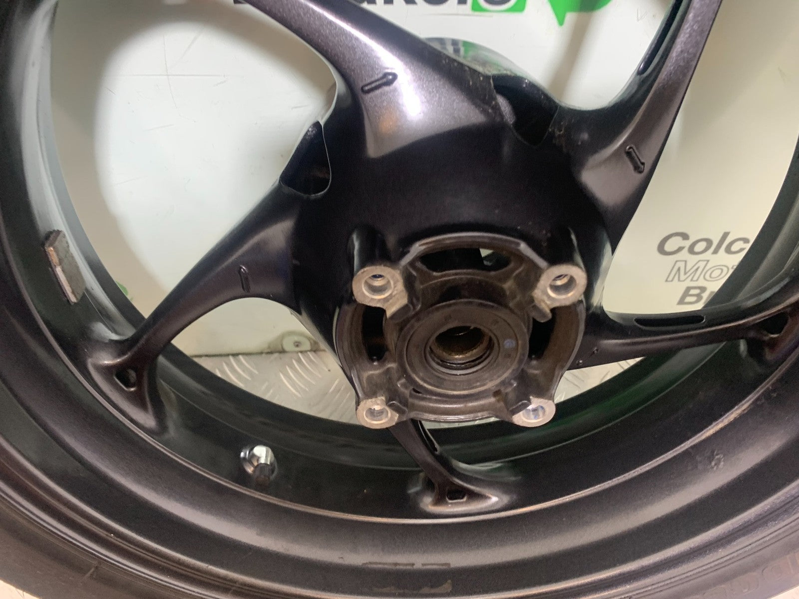 TRIUMPH 675 STREET TRIPLE REAR WHEEL  2013-2016 (CMB1186)