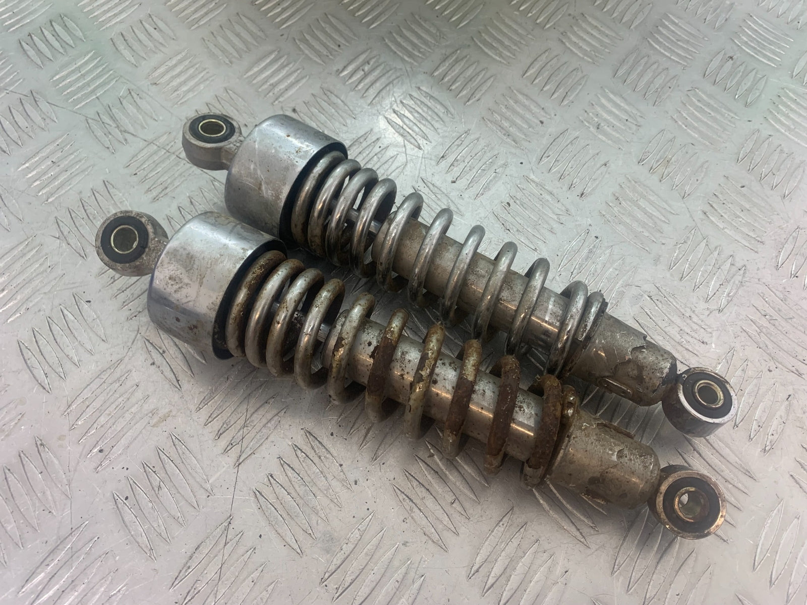 PIONEER XF250 REAR SHOCKS  YEAR 2009 (CMB1143)