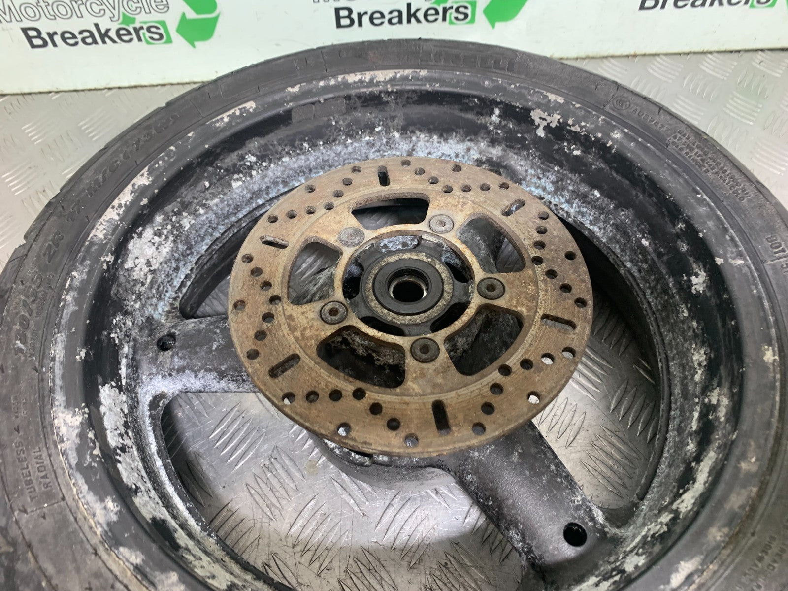 SUZUKI RF900 RF 900 REAR WHEEL  YEAR 1994-1999 CMB1326