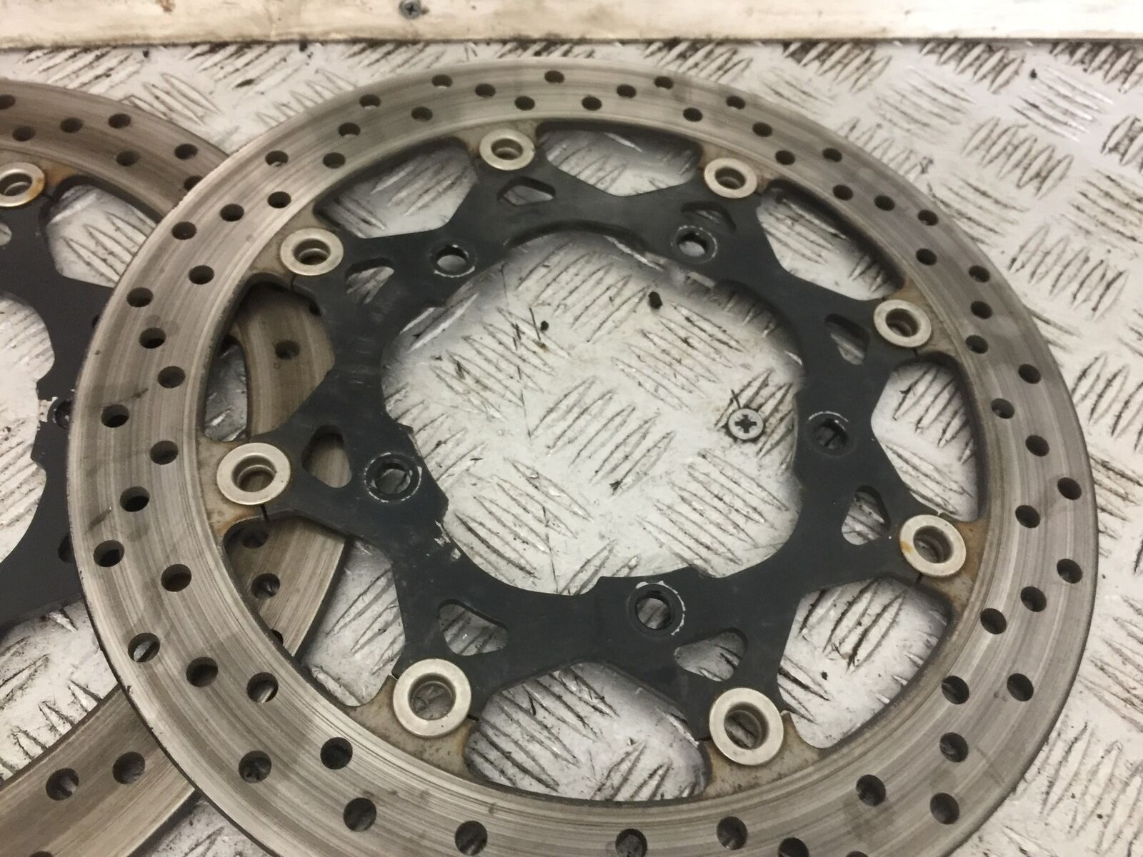 SUZUKI GSR600 GSR 600 FRONT BRAKE DISCS  YEAR 2006-2010 (STOCK 807)