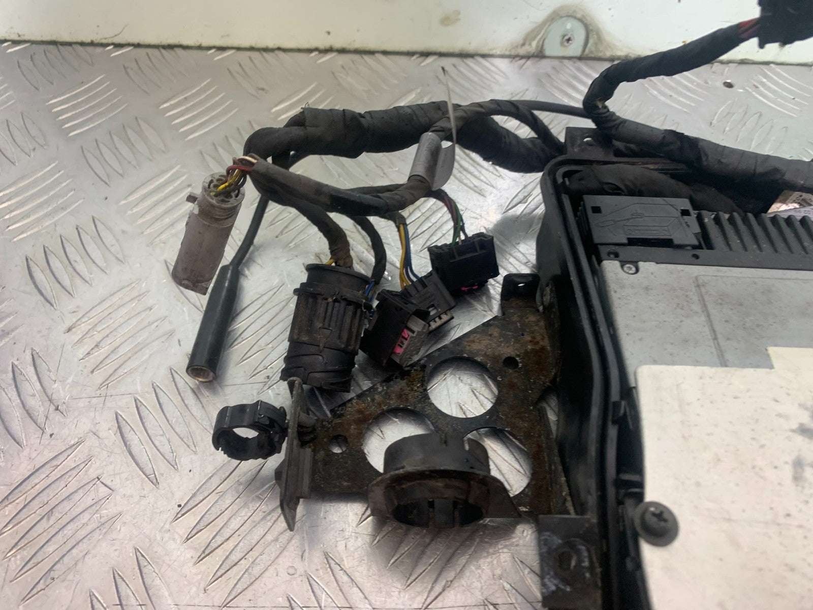 BMW K1200 K 1200 LT CASSETTE PLAYER  YEAR 1999-07 (CMB1271)