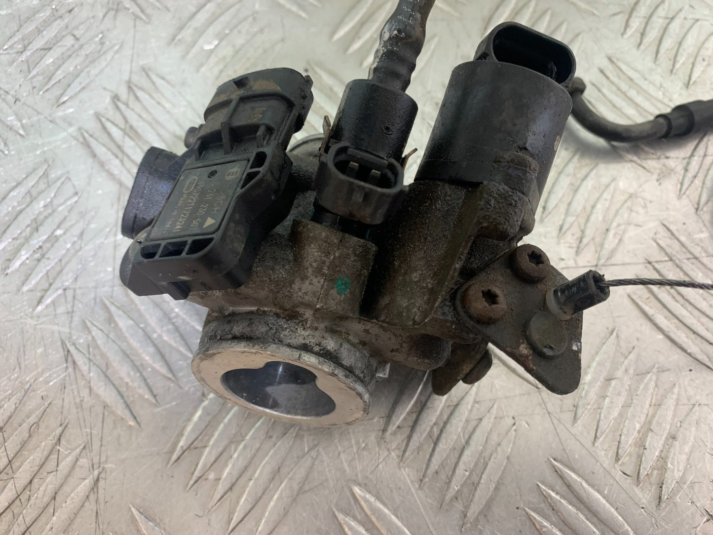KTM DUKE 125 THROTTLE BODY  YEAR 2017-2022 (CMB1222)