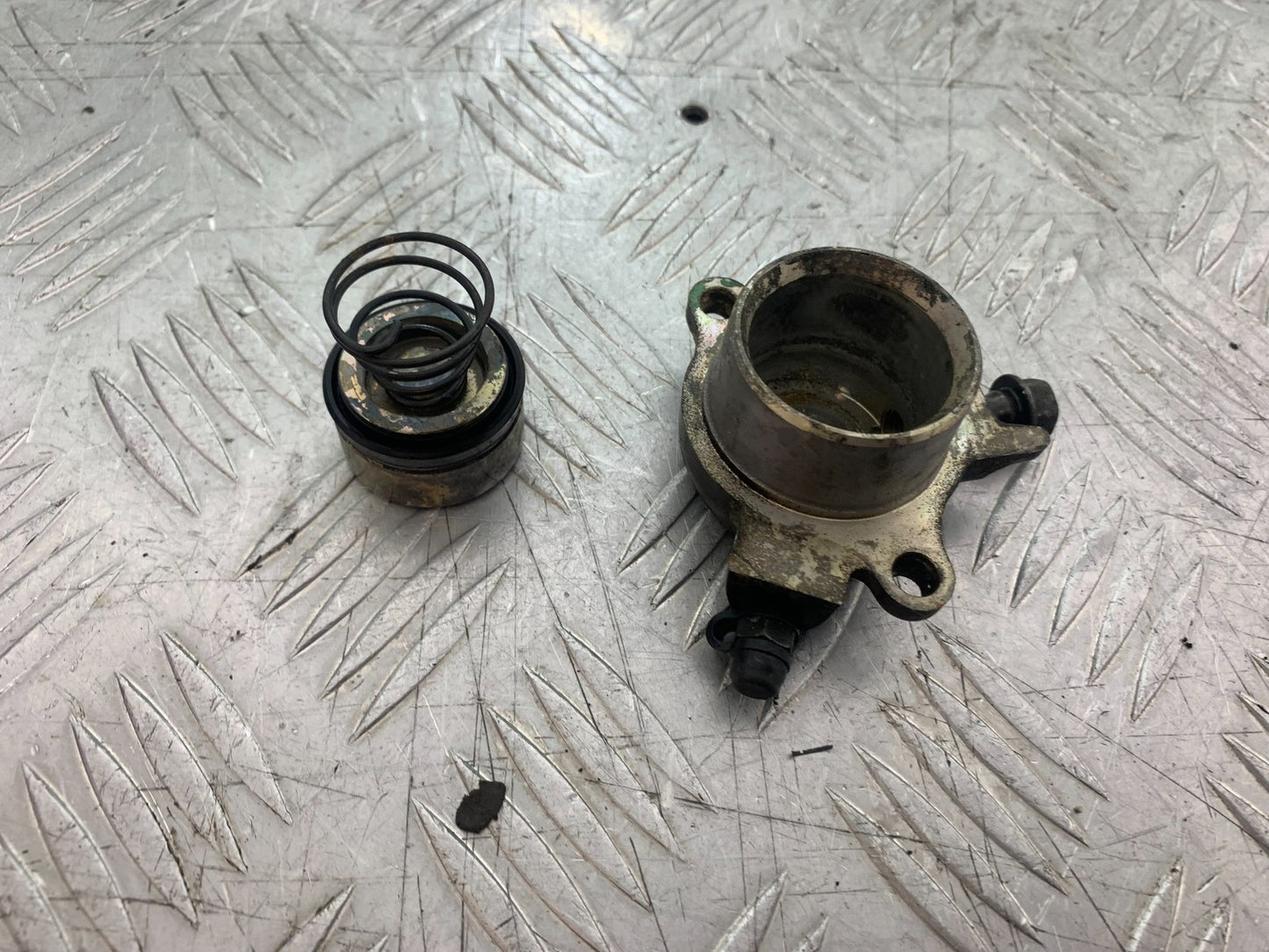 HONDA VFR800 PRE V-TEC CLUTCH SLAVE CYLINDER  YEAR 1998-2001 (CMB1233)