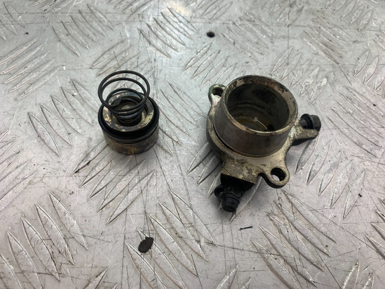 HONDA VFR800 PRE V-TEC CLUTCH SLAVE CYLINDER  YEAR 1998-2001 (CMB1233)