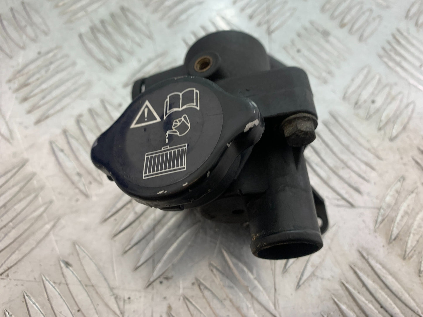 TRIUMPH T509 SPEED TRIPLE THERMOSTAT  YEAR 1997-1998 (CMB1144)