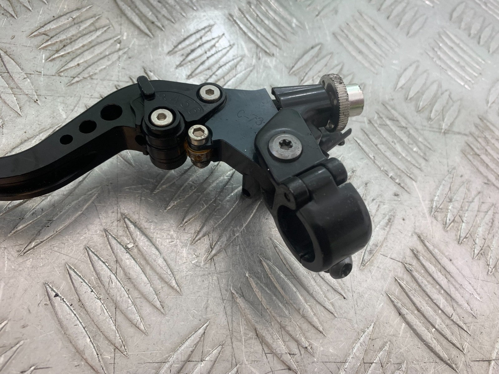BMW S1000 RR CLUTCH LEVER AND BRACKET  YEAR 2015-2018 (CMB1246)