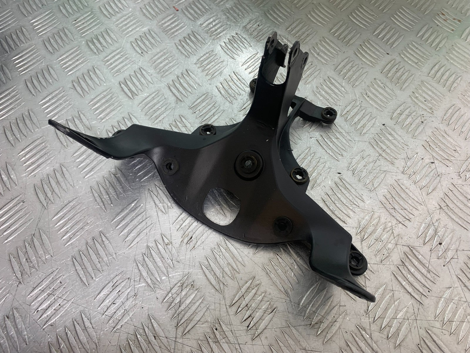 YAMAHA YZF R1 4C8 FAIRING BRACKET  YEAR 2007-2008 (CMB1237)