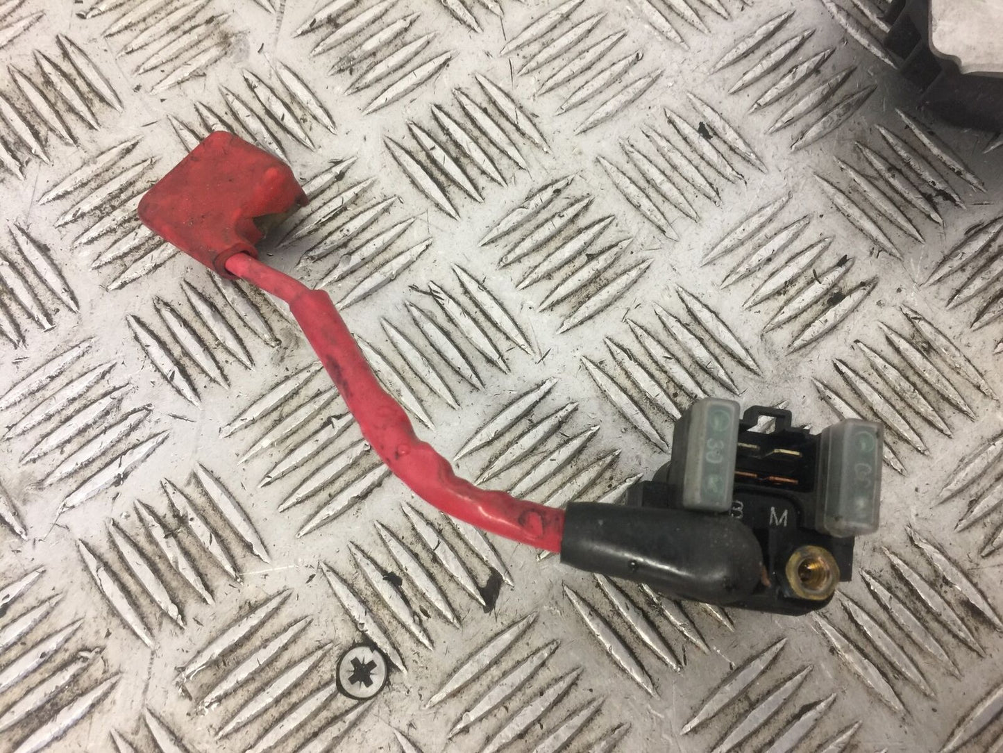 YAMAHA FZ6 STARTER SOLENOID   YEAR 2005  (STOCK 589)