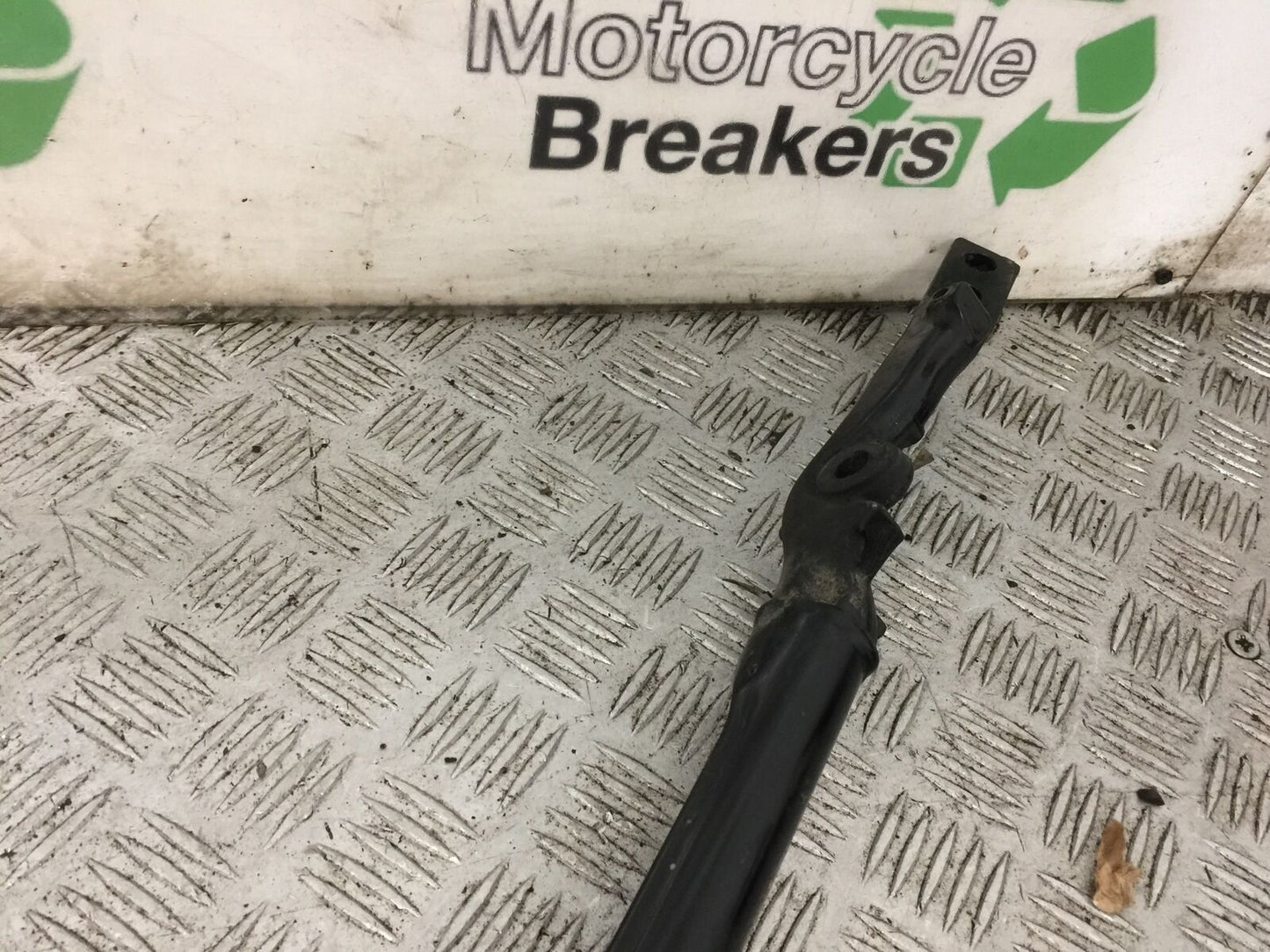 TRIUMPH 900 STREET SCRAMBLER FRAME RAIL YEAR 2018  (STOCK 896)