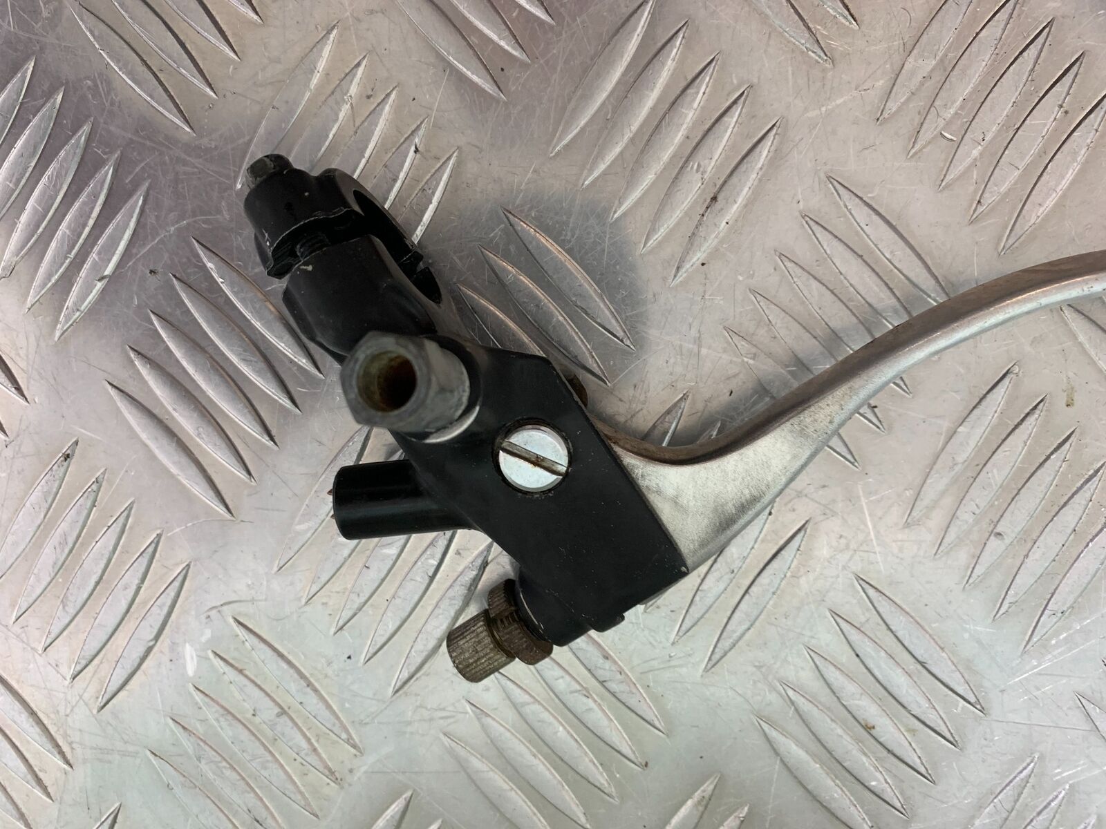 HONDA MSX125 GROM CLUTCH LEVER AND BRACKET YEAR 2016-2020  (CMB1009)