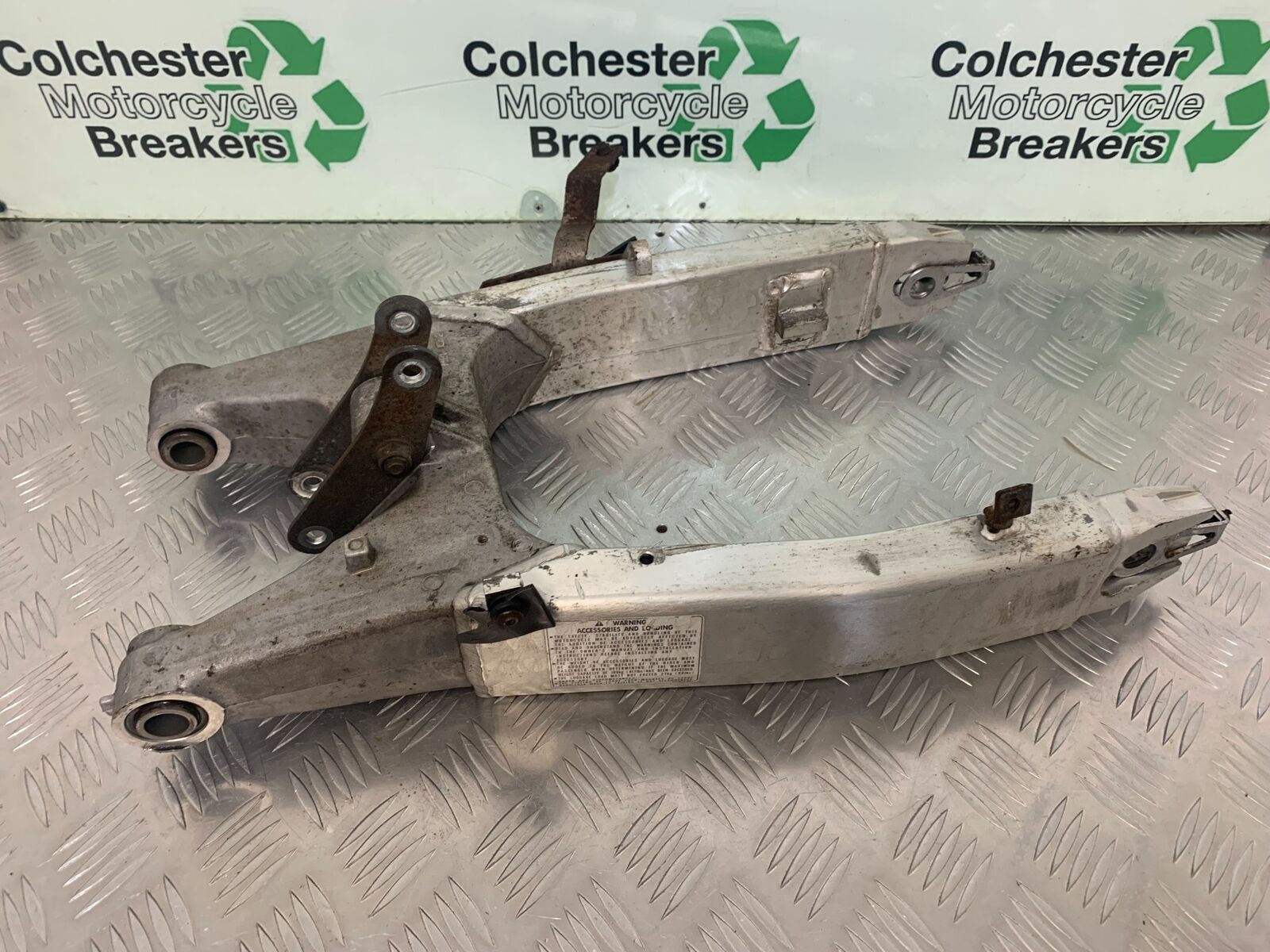 HONDA CBR600 CBR 600 F4I SWINGARM YEAR 2001-2003 (STOCK 978)