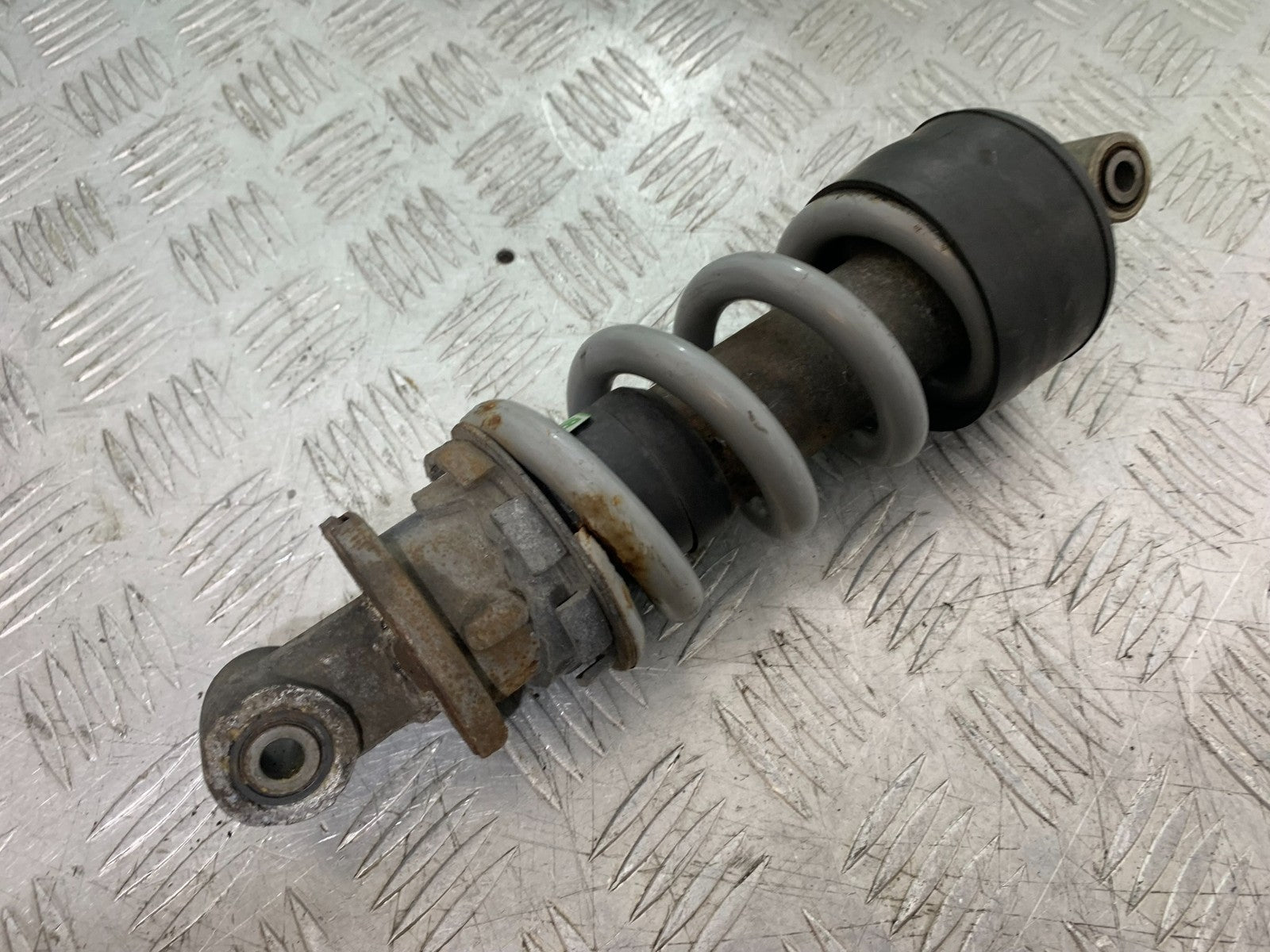 HONDA CBF600 CBF 600 REAR SHOCK YEAR 2004-07  (CMB1305)