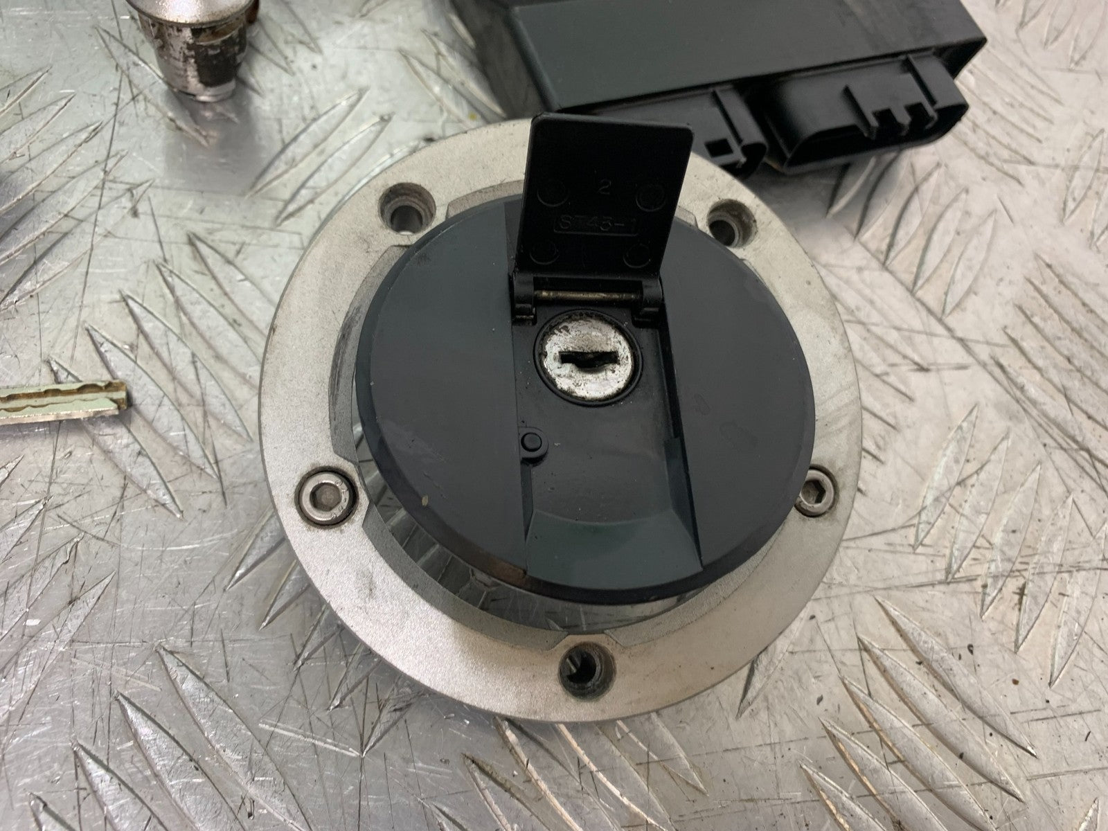 SUZUKI DL1000 V-STROM ECU LOCKS KEYS   YEAR 2014-2019 (CMB1325)