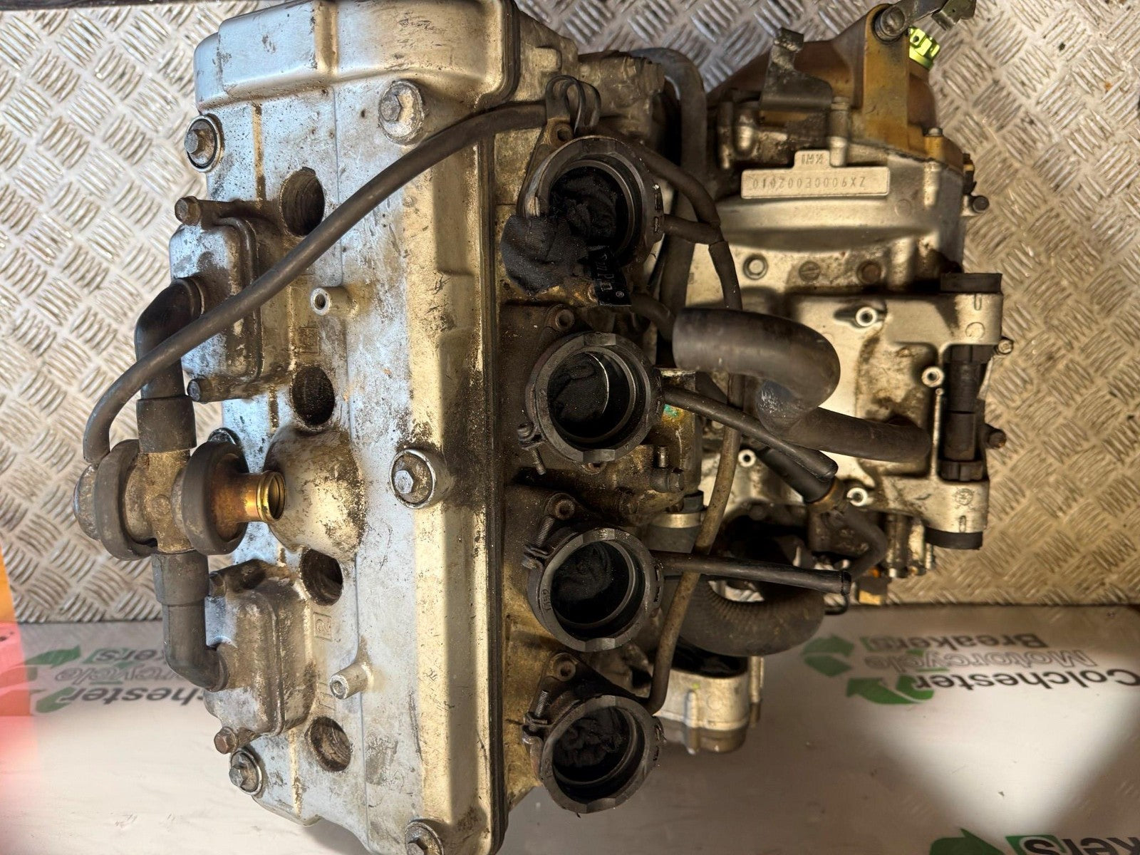 KAWASAKI ZX9R ZX9 C ENGINE YEAR 1998-99 (CMB1213)