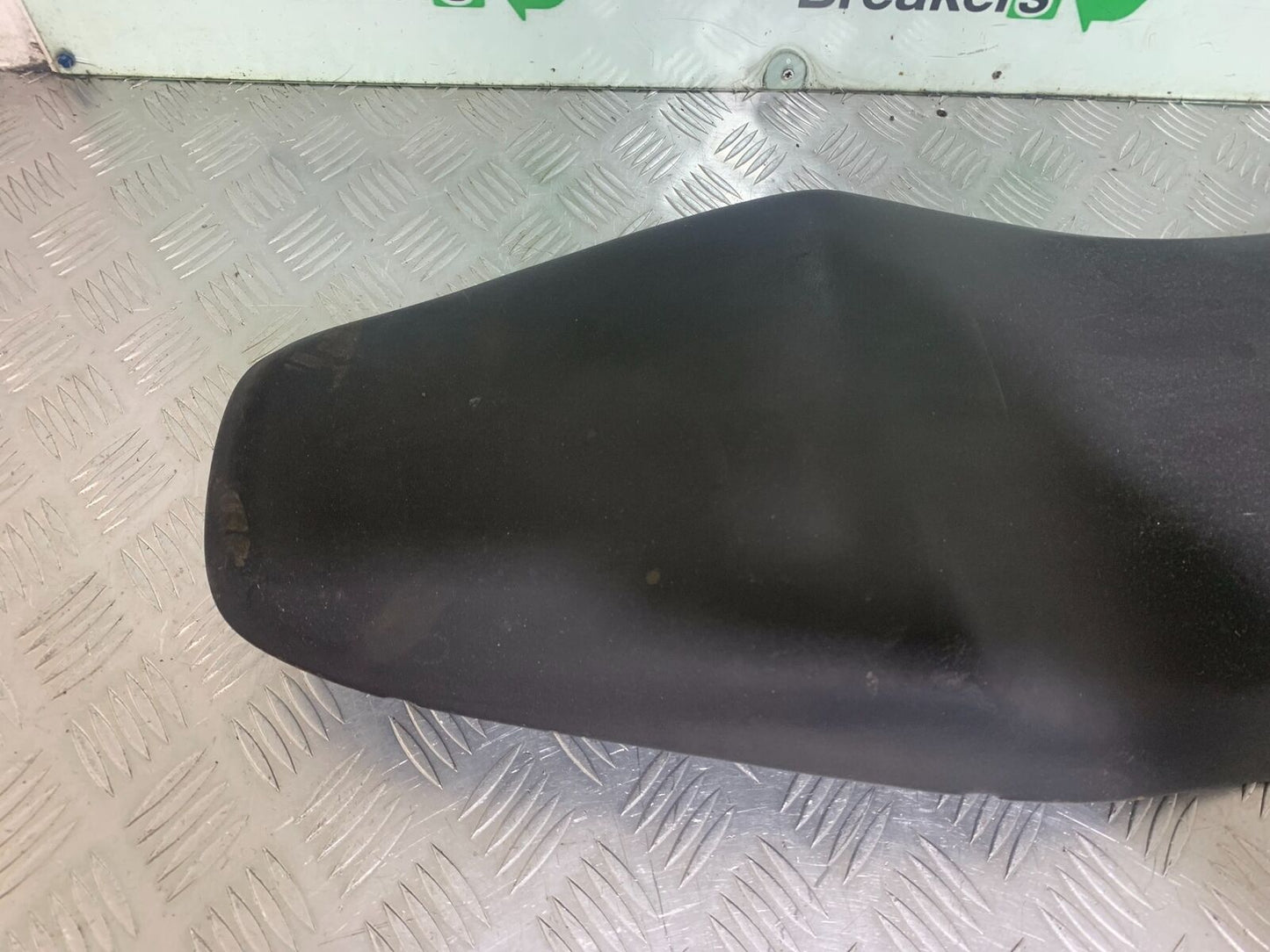 HONDA CB600 CB 600 HORNET SEAT  YEAR 1998 -2002 (CMB1126)