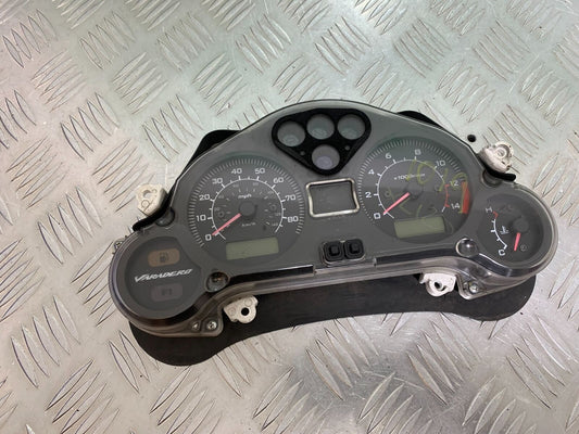 HONDA XL125 VARADERO CLOCKS SPEEDO DASH   YEAR 2007-2013 (CMB 1019)