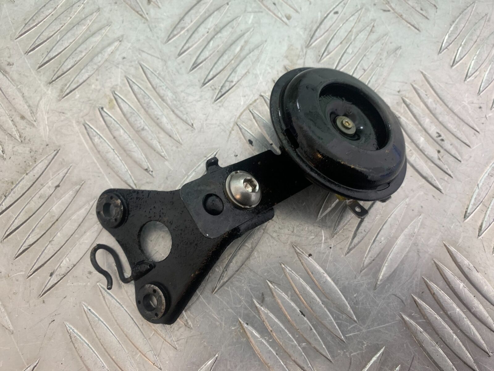 HONDA VFR400 VFR 400 NC21 HORN  YEAR 1986-87 (CMB1043)