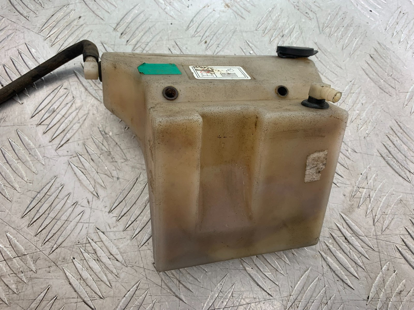 TRIUMPH TROPHY 900 COOLANT BOTTLE   YEAR 1991-95 (CMB1251)