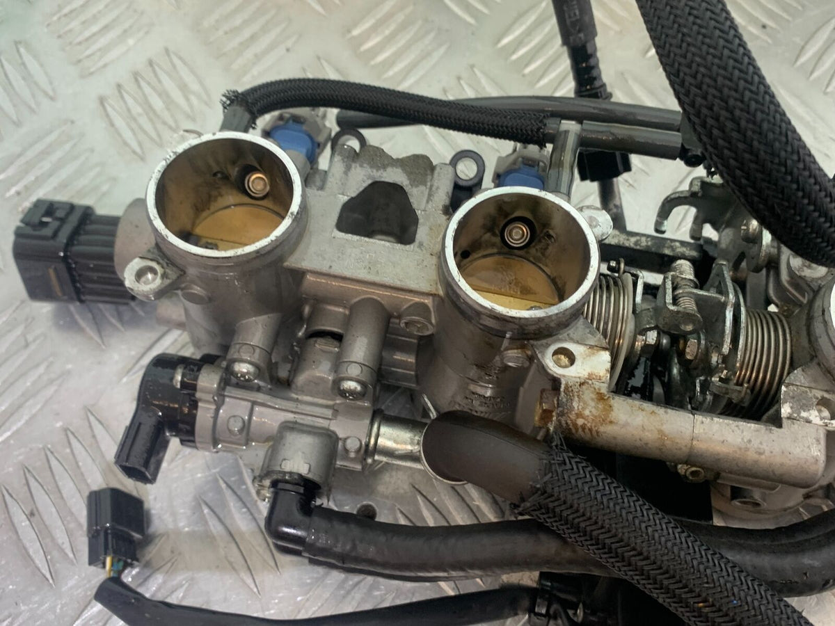 SUZUKI GSX650 F GSX 650 F THROTTLE BODIES YEAR 2008-16 (CMB1045)