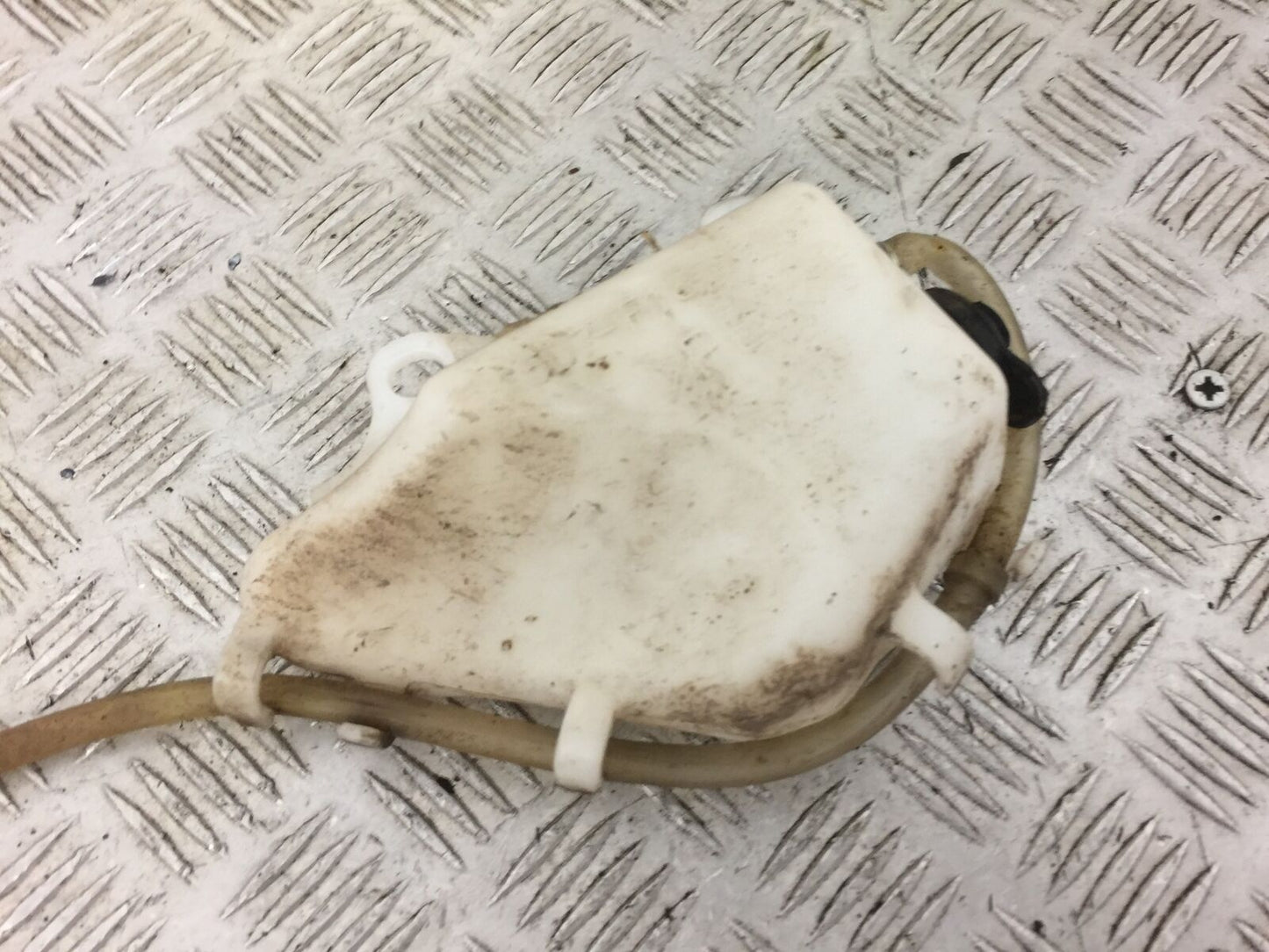 YAMAHA MT 125 MT125 COOLANT BOTTLE   YEAR 2014-2019 ABS (STOCK 477)