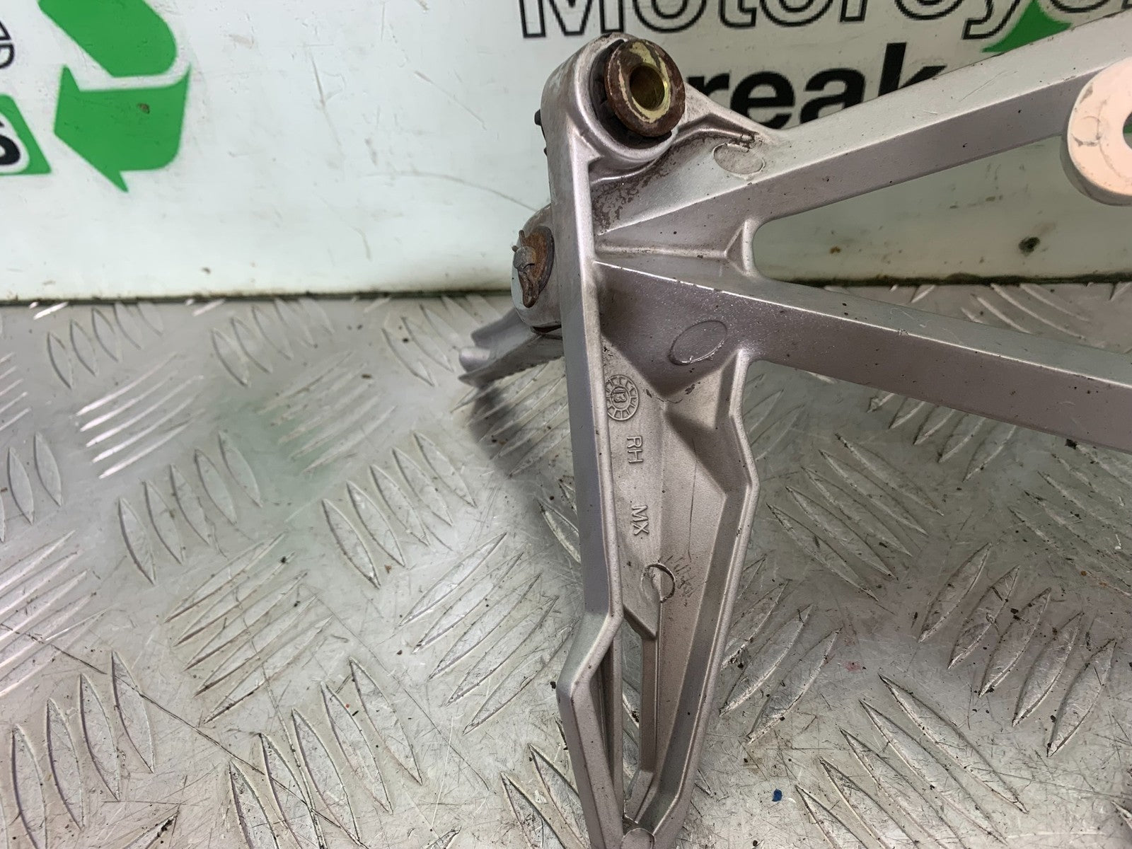 KYMCO CK1 125 REAR HANGERS AND PEGS YEAR 2014 - 2016 (CMB1181)