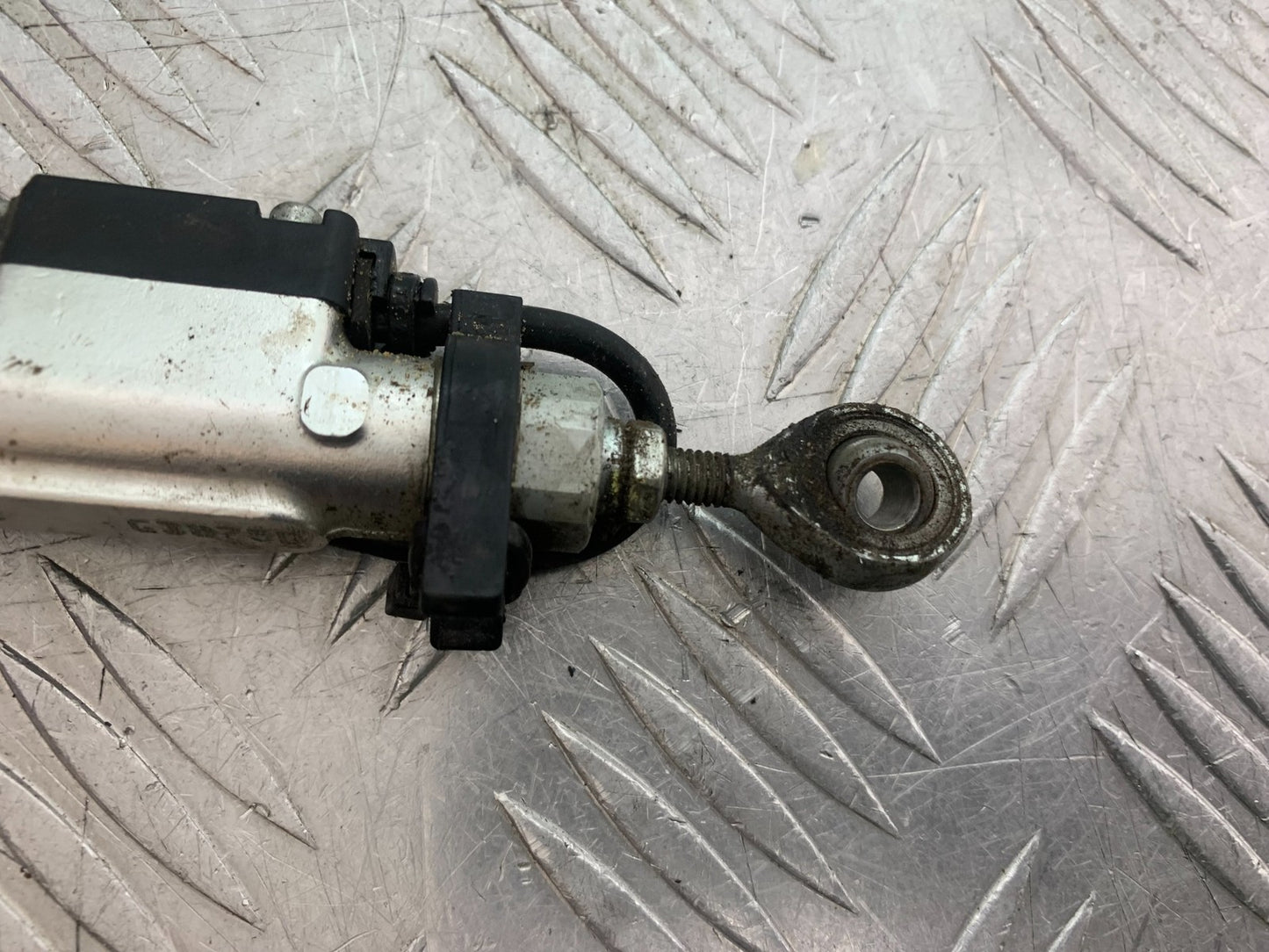 DUCATI 937 MONSTER QUICK SHIFTER    YEAR 2021-2024 (CMB1270)