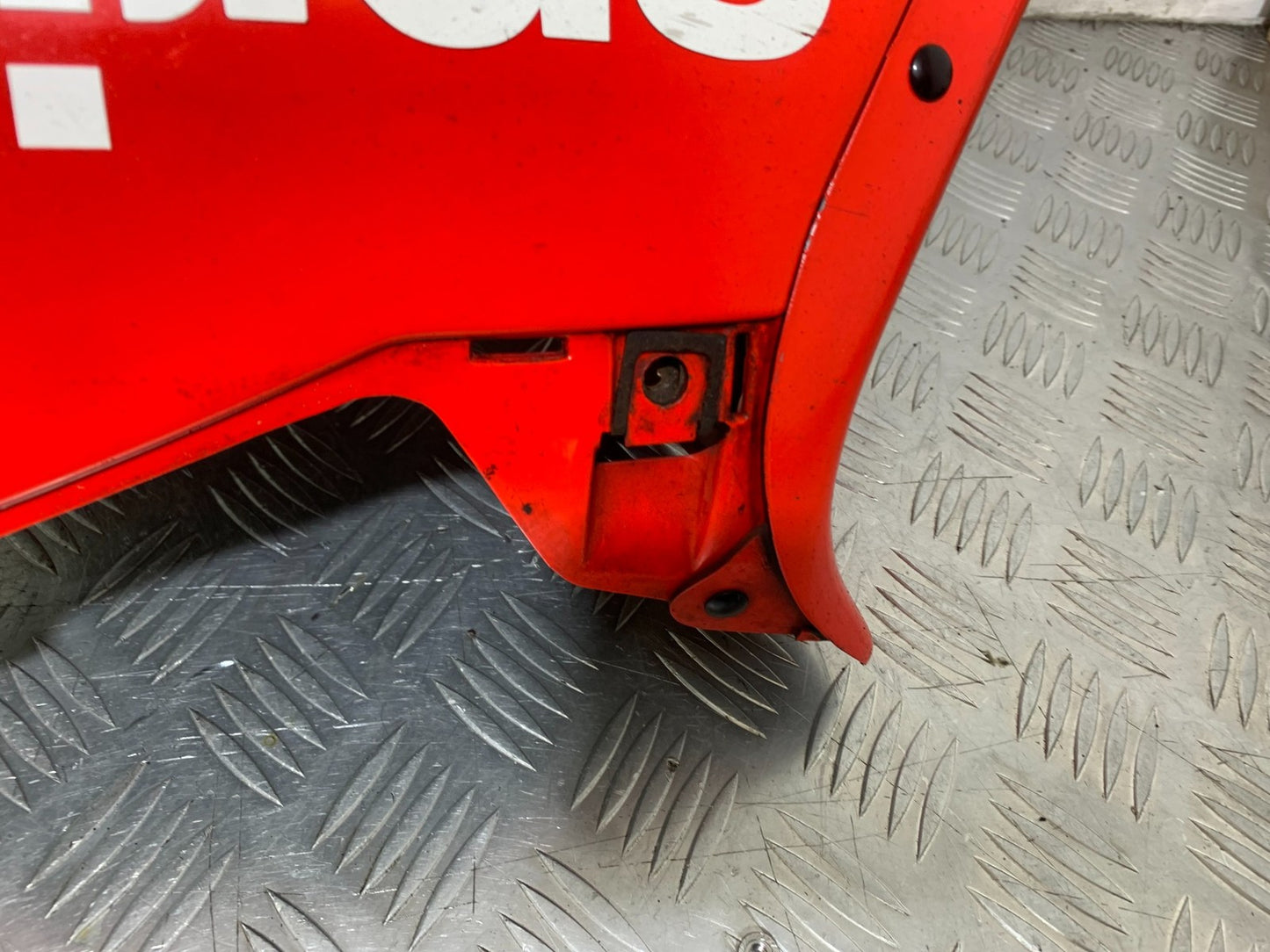 APRILIA RSV1000 RSV 1000 MILLE BELLYPAN 1998- 2003 (CMB1184)