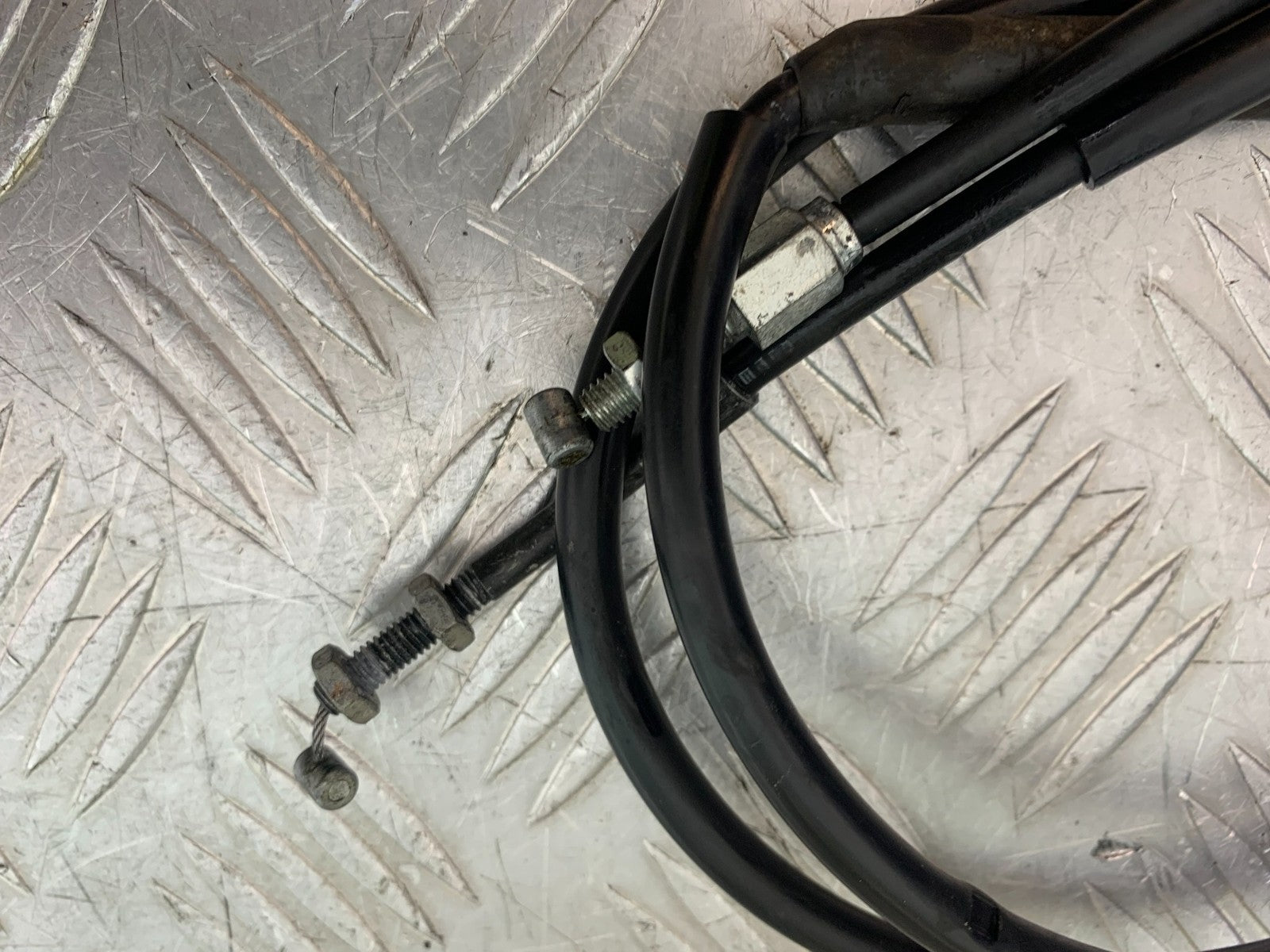 YAMAHA YZF R1 4XV THROTTLE CABLES  YEAR 1998-99 (CMB1291)