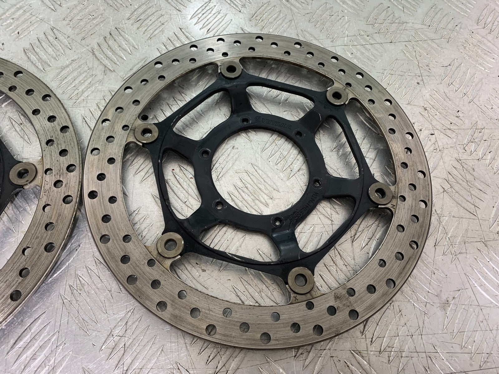 HONDA CBR1000 rr FIREBLADE FRONT BRAKE DISCS   2008-2011 (CMB1253)