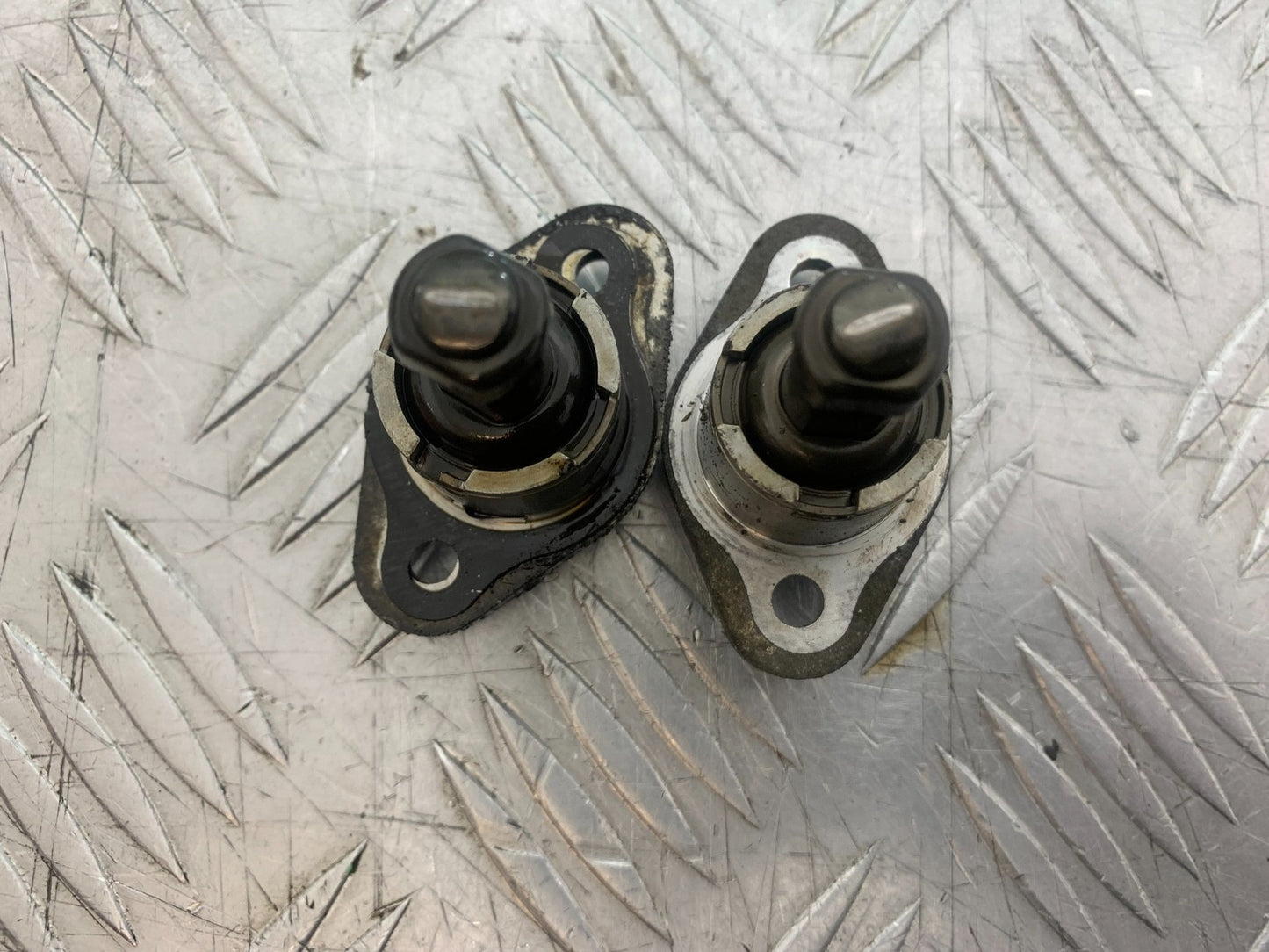 HONDA XL125 VARADERO CAM CHAIN TENSIONERS  YEAR 2001-2006  (CMB1210)
