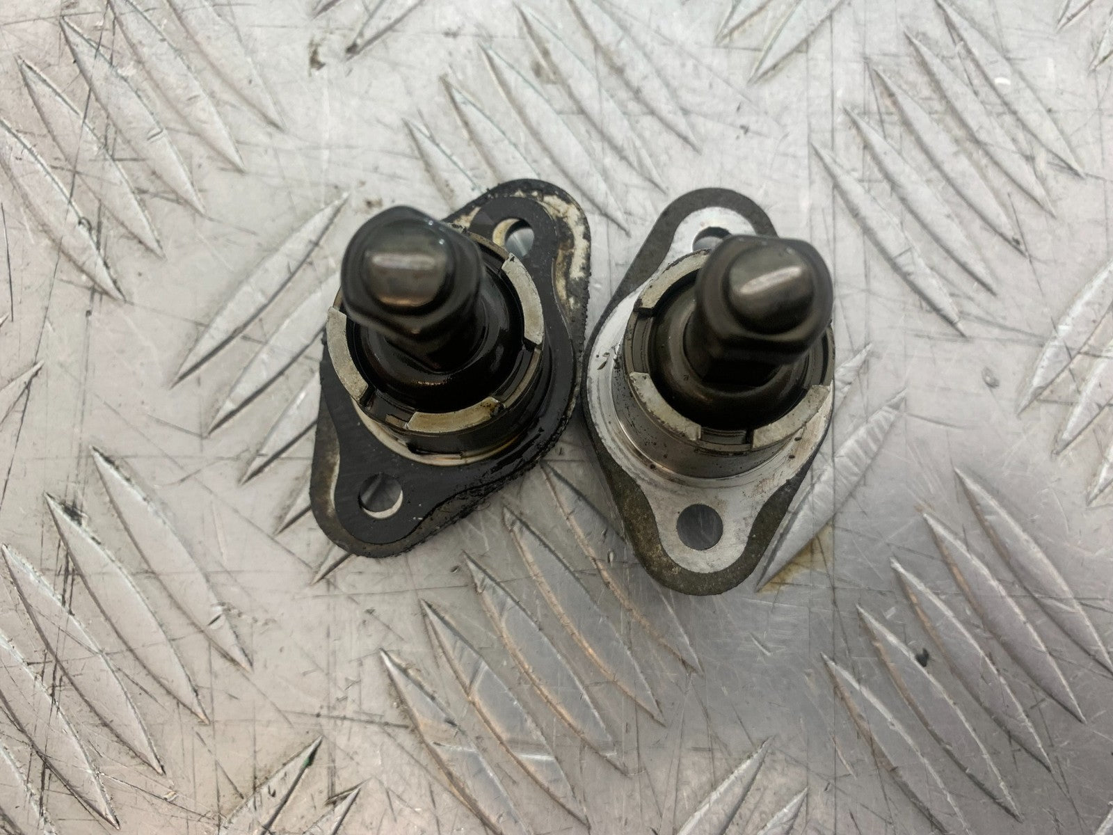 HONDA XL125 VARADERO CAM CHAIN TENSIONERS  YEAR 2001-2006  (CMB1210)