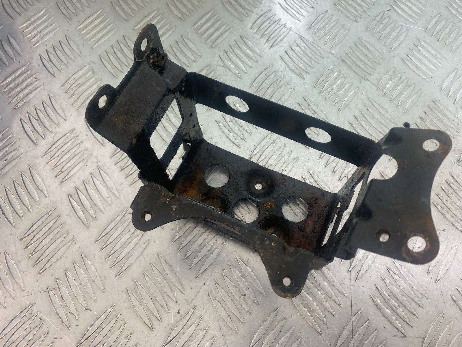 KAWASAKI GT550 GT 550 BATTERY BOX YEAR 1984-87 (CMB1141)