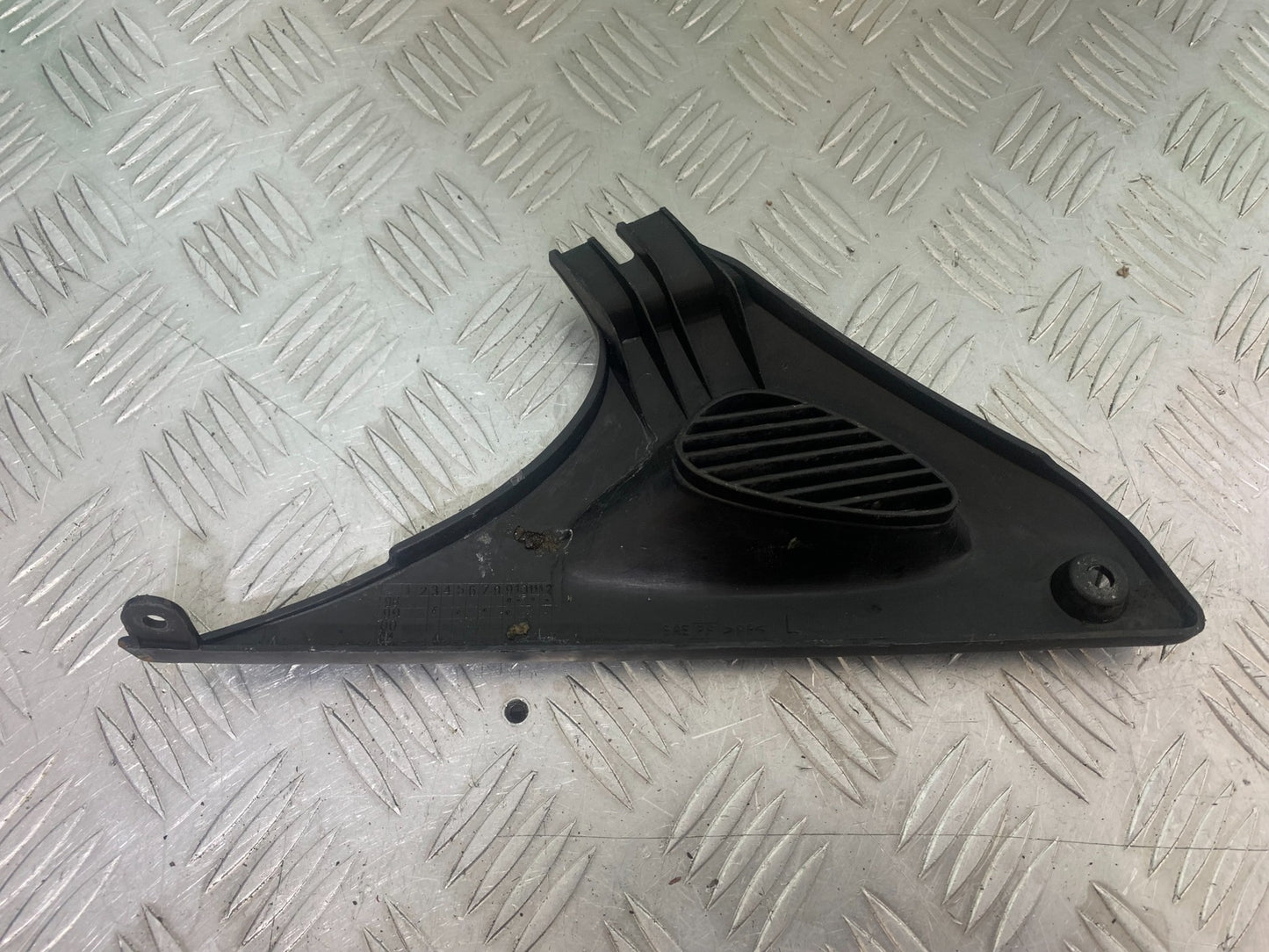 SUZUKI SV650 SV 650 mk1 INFILL PANEL YEAR 1999-2002 (CMB1160)