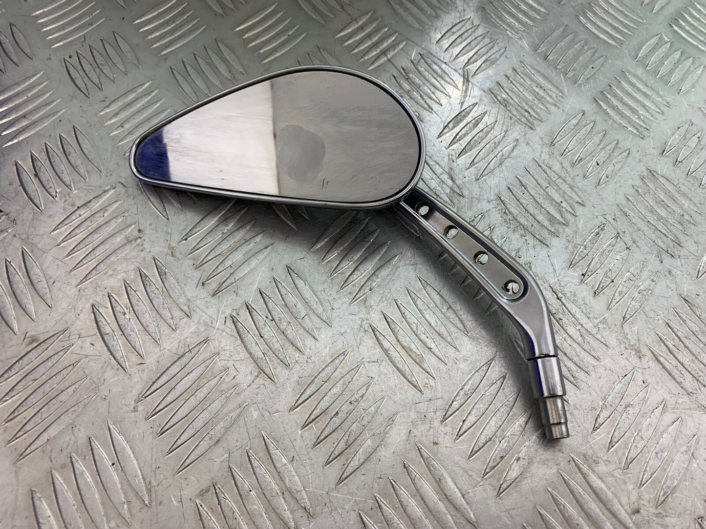 TRIUMPH THUNDERBIRD 1600 LEFT MIRROR YEAR 2011 (CMB1107)