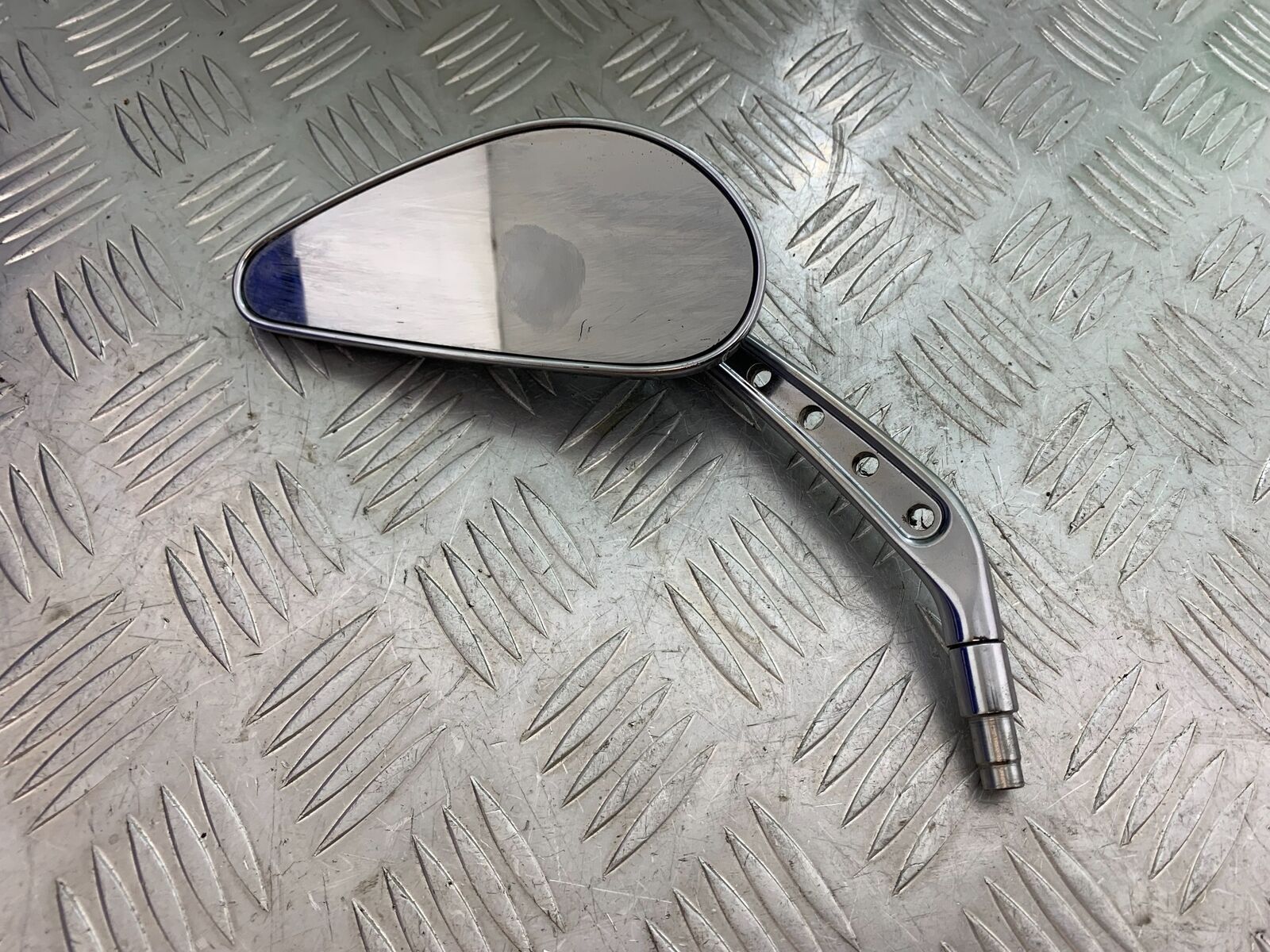 TRIUMPH THUNDERBIRD 1600 LEFT MIRROR YEAR 2011 (CMB1107)