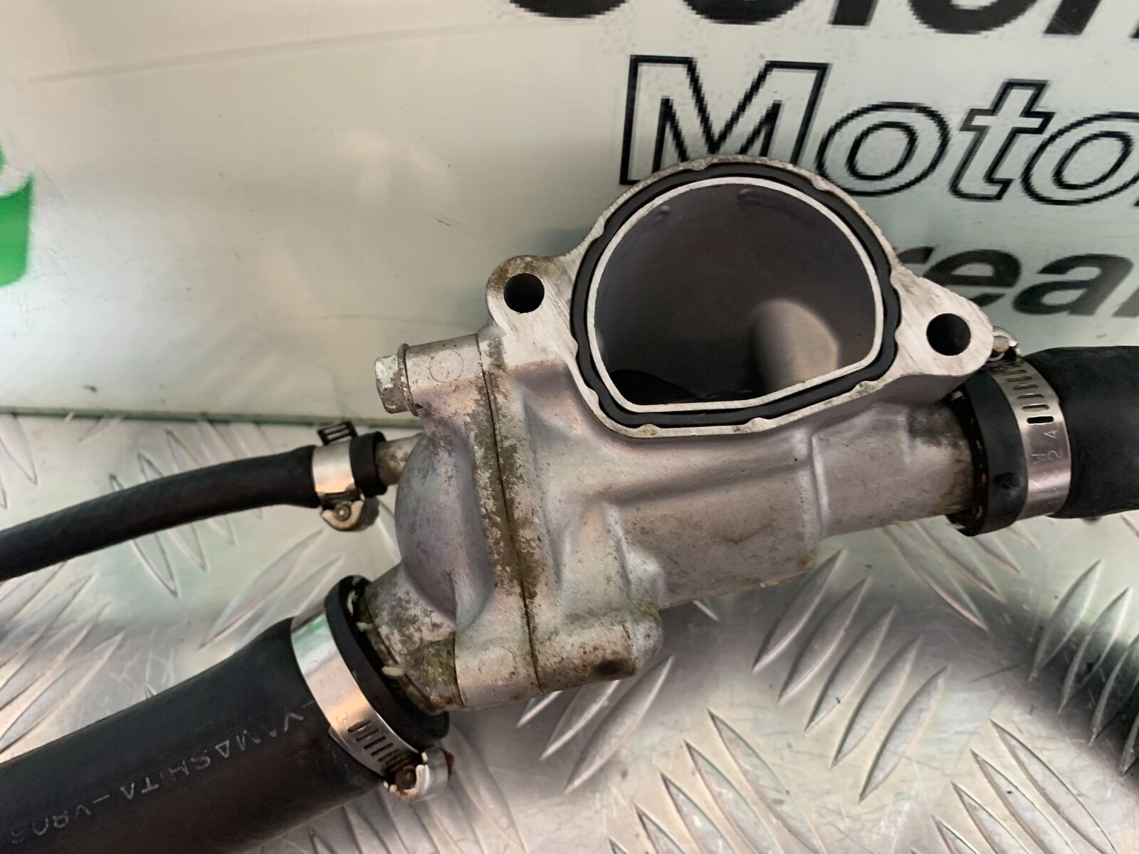 HONDA CBR1100 BLACKBIRD THERMOSTAT  YEAR 1996-1998 (CMB1017)