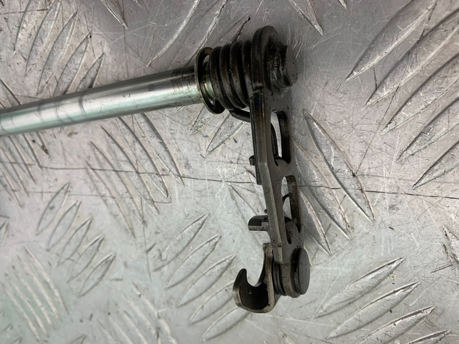 YAMAHA YZF-R125 YZF 125 GEAR SHAFT  YEAR 2019-2022 (CMB1263)