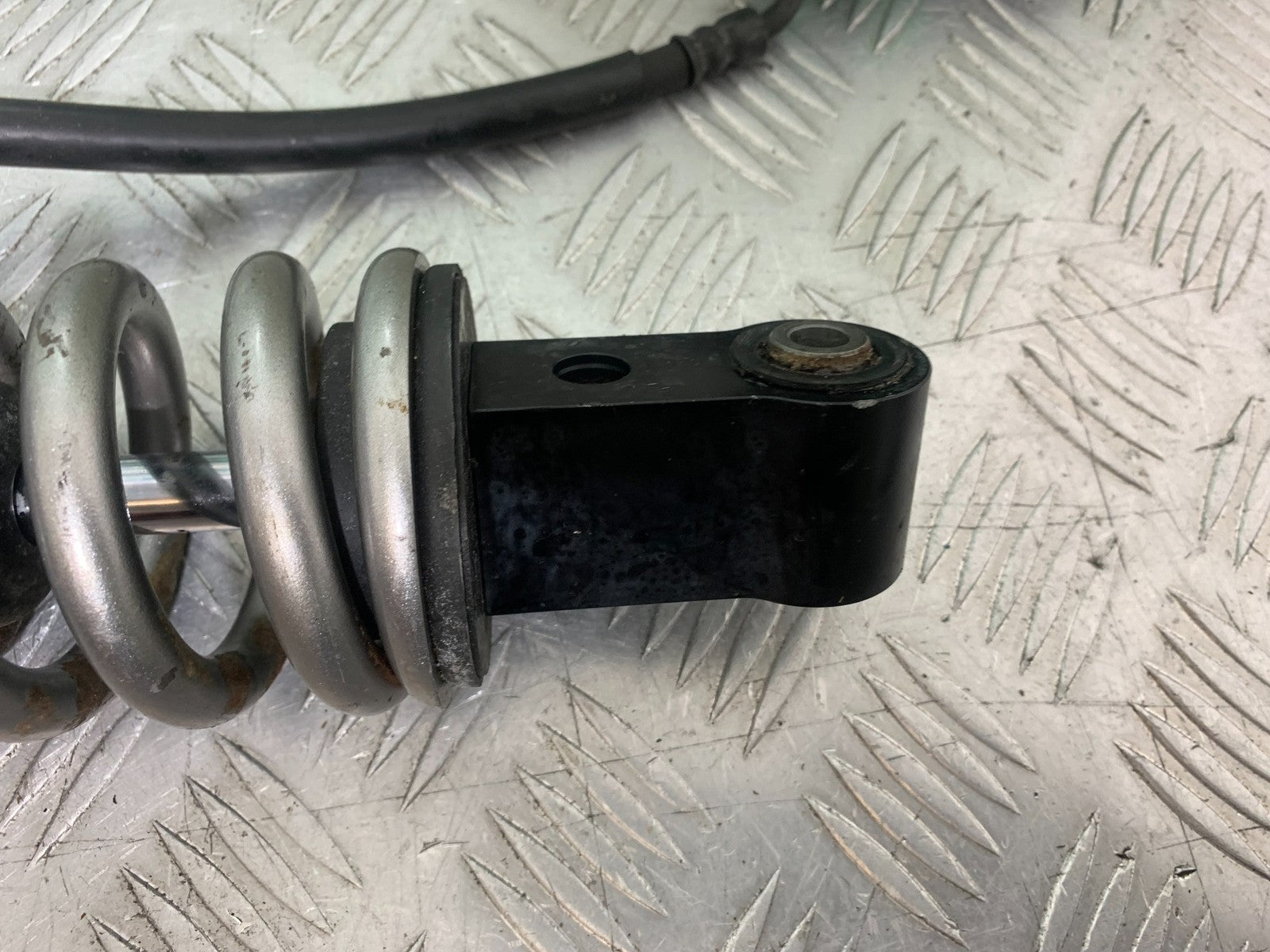 KAWASAKI Z1000 SX REAR SHOCK  YEAR 2014-16 (CMB1264)